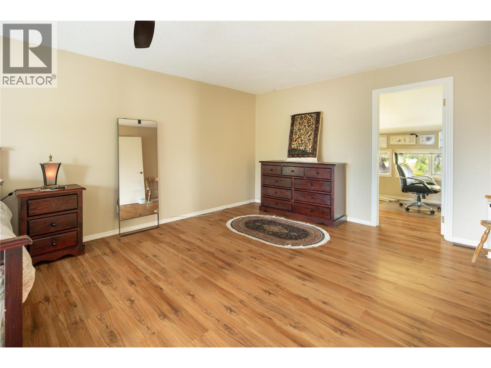 3450 Barberry Street, Kelowna, British Columbia  V1W 3V6 - Photo 37 - 10389183