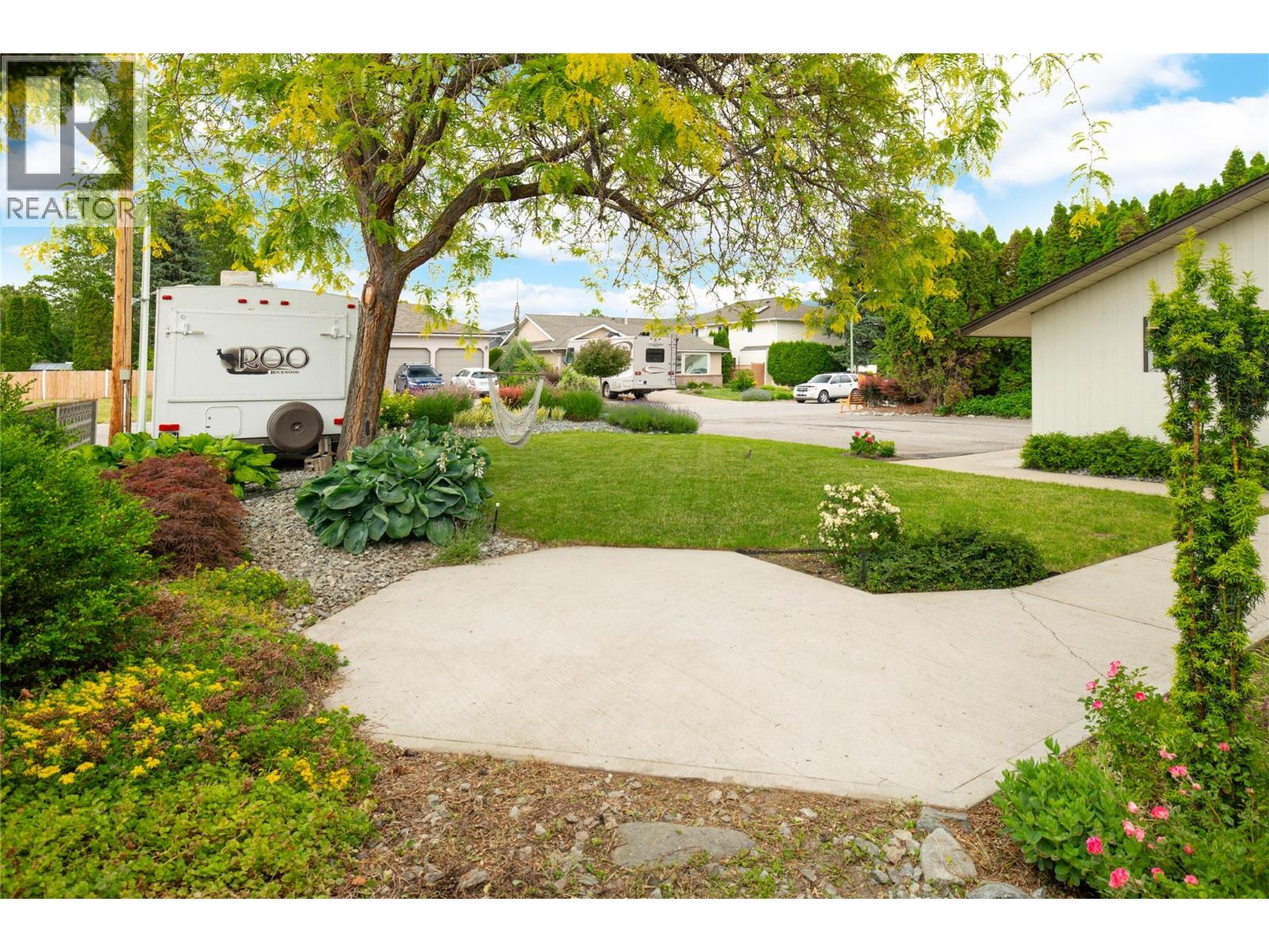 3450 Barberry Street, Kelowna, British Columbia  V1W 3V6 - Photo 50 - 10389183