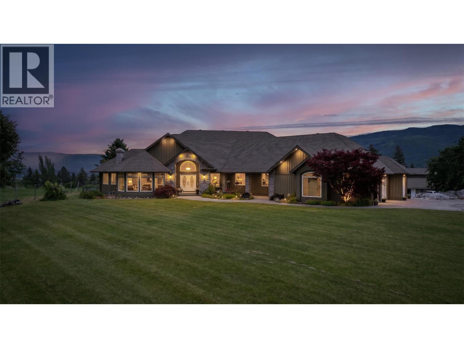 6500 15th Avenue Sw Unit# 1, Salmon Arm, British Columbia  V1E 1R5 - Photo 2 - 10391247