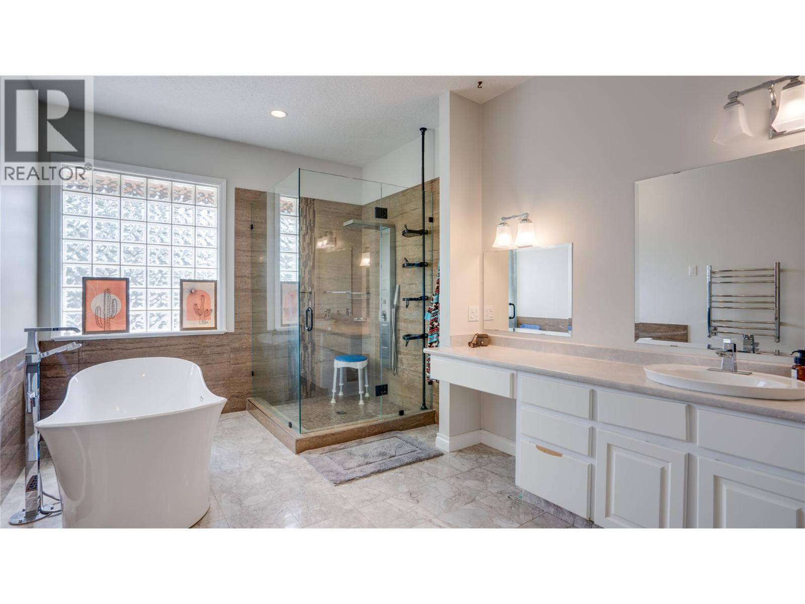 6500 15th Avenue Sw Unit# 1, Salmon Arm, British Columbia  V1E 1R5 - Photo 32 - 10391247