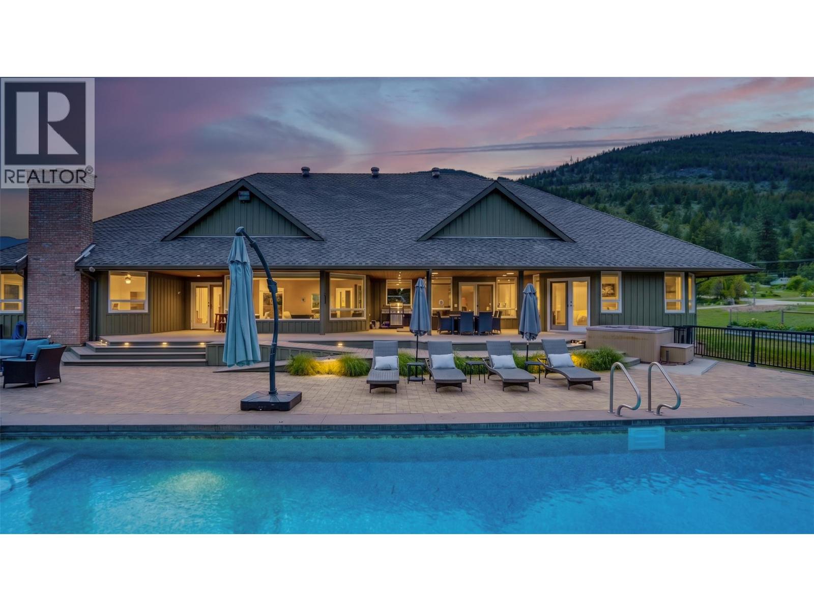 6500 15th Avenue Sw Unit# 1, Salmon Arm, British Columbia  V1E 1R5 - Photo 4 - 10391247