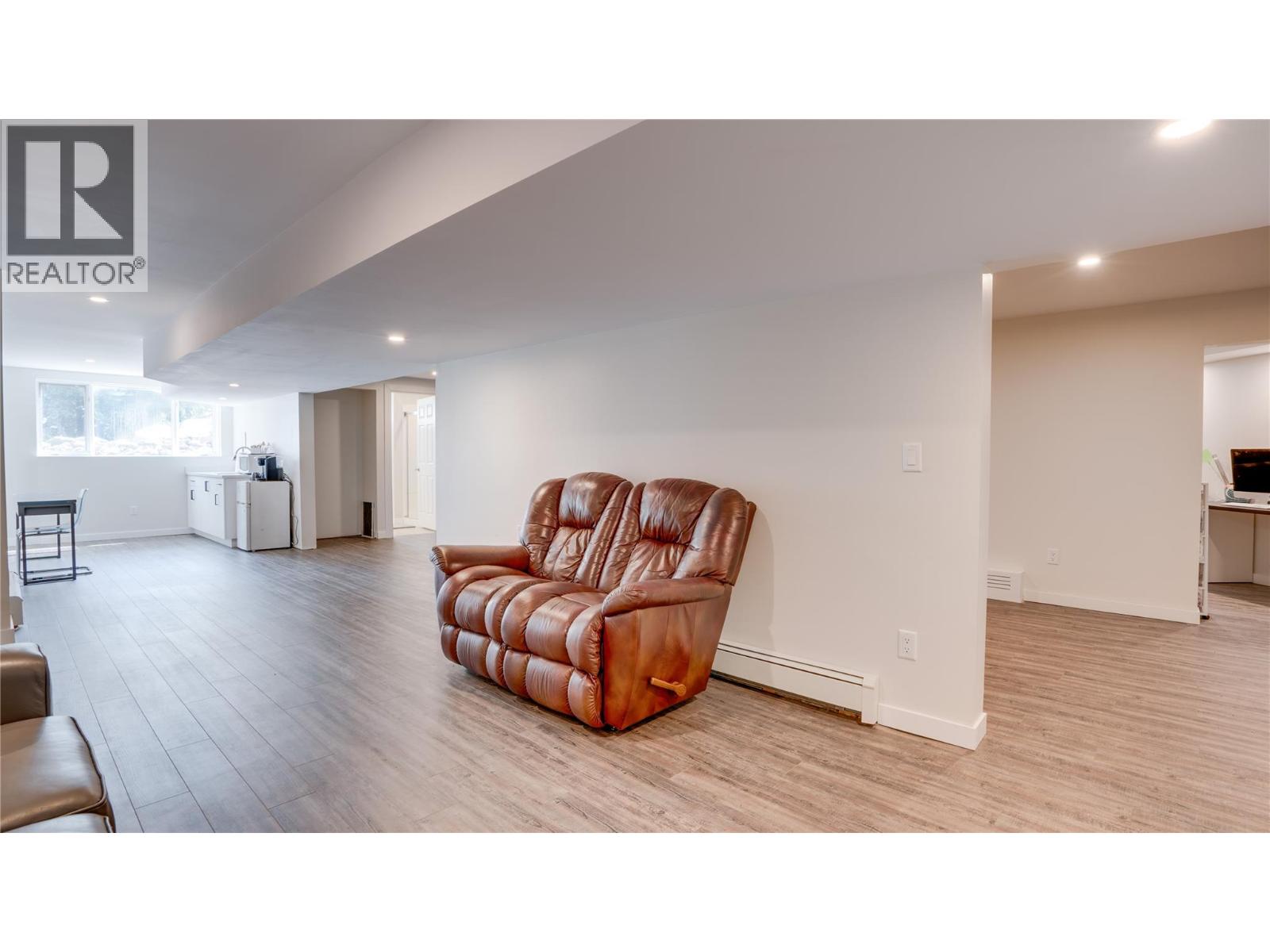 6500 15th Avenue Sw Unit# 1, Salmon Arm, British Columbia  V1E 1R5 - Photo 56 - 10391247