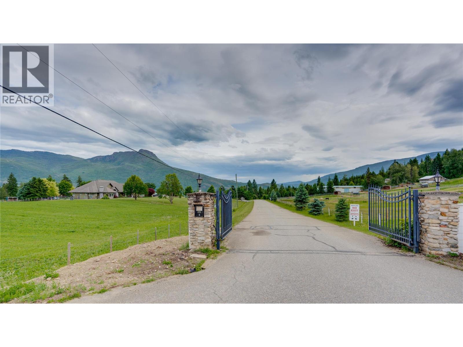6500 15th Avenue Sw Unit# 1, Salmon Arm, British Columbia  V1E 1R5 - Photo 99 - 10391247