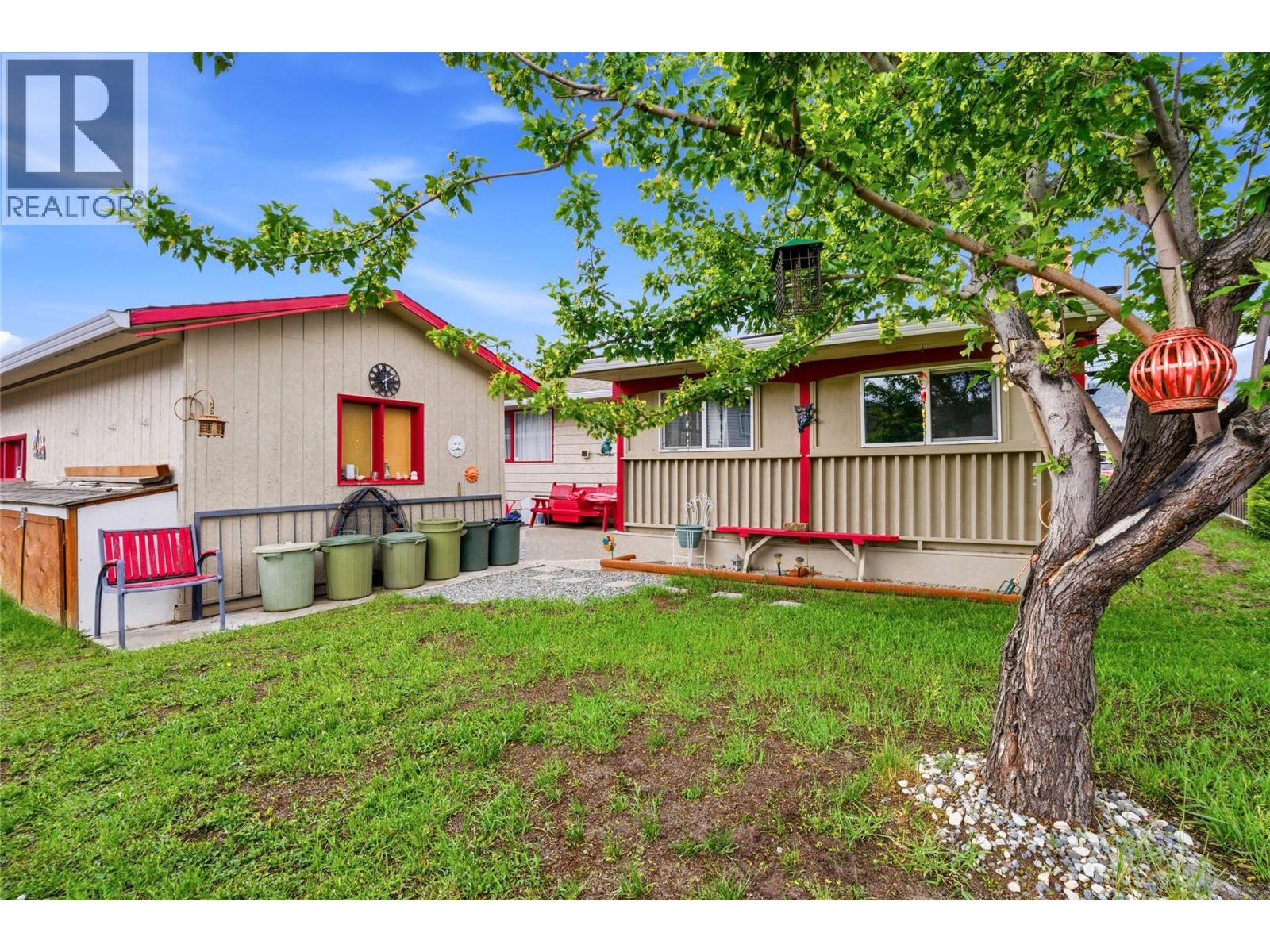 2102 Clapperton Avenue, Merritt, British Columbia  V1K 1B8 - Photo 54 - 10391280