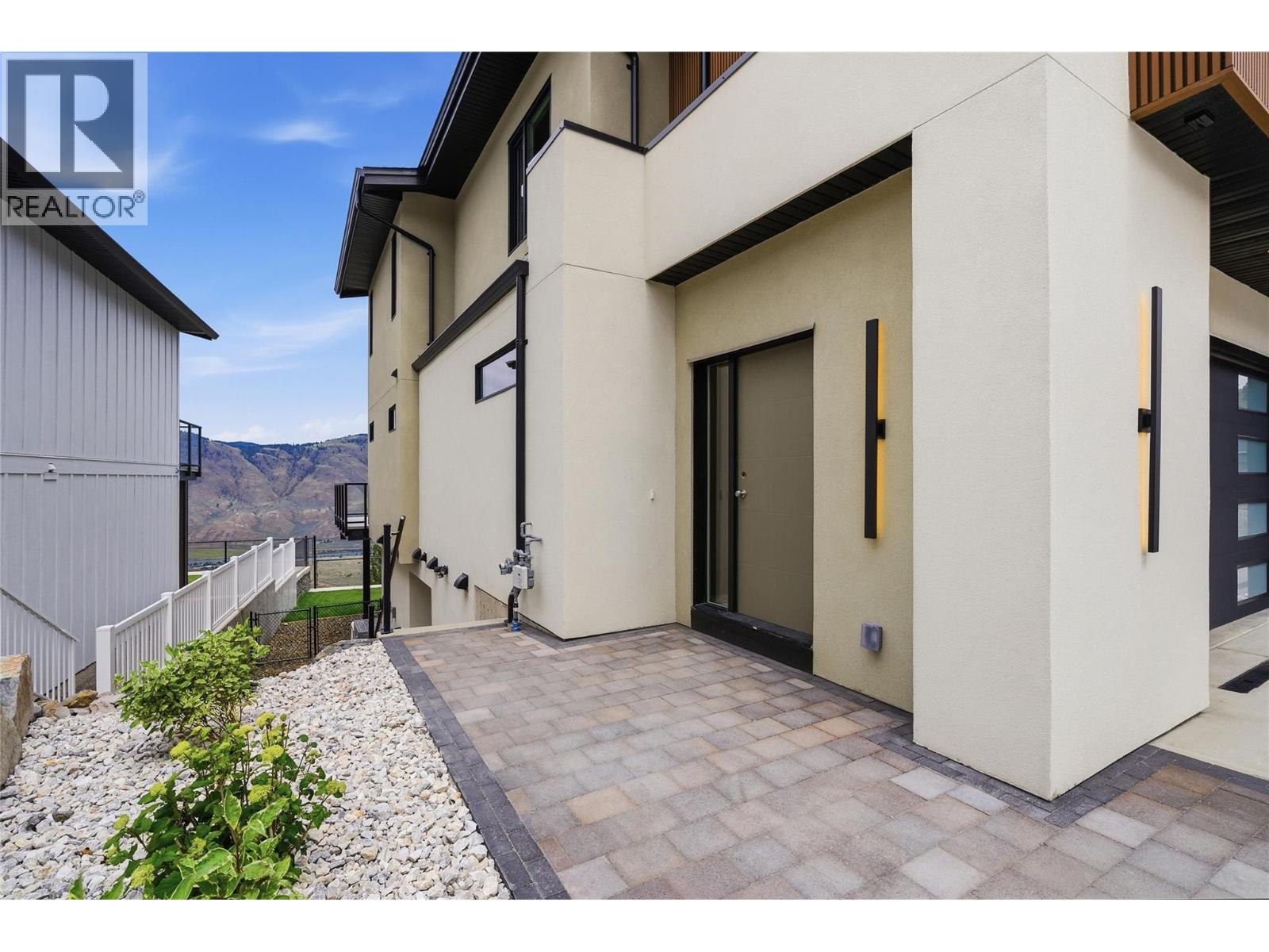 2247 Coldwater Drive, Kamloops, British Columbia  V2E 0E6 - Photo 12 - 10391279