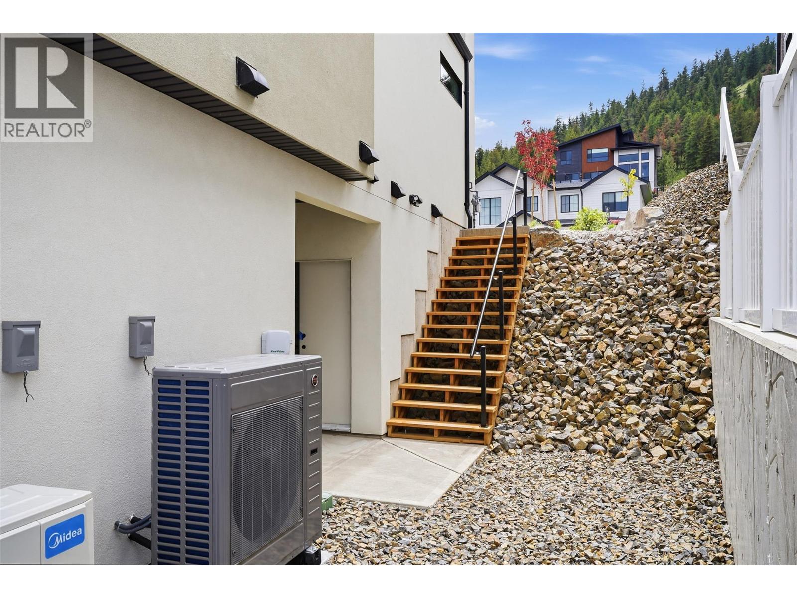 2247 Coldwater Drive, Kamloops, British Columbia  V2E 0E6 - Photo 32 - 10391279