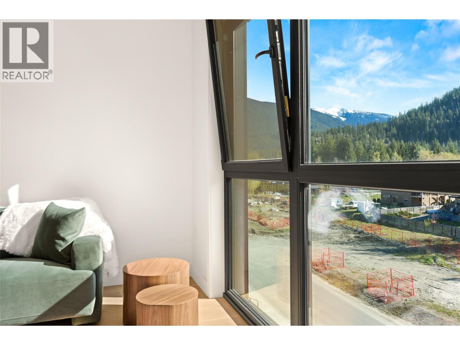 1702 Coursier Avenue Unit# 1406, Revelstoke, British Columbia  V0E 2S1 - Photo 11 - 10391068