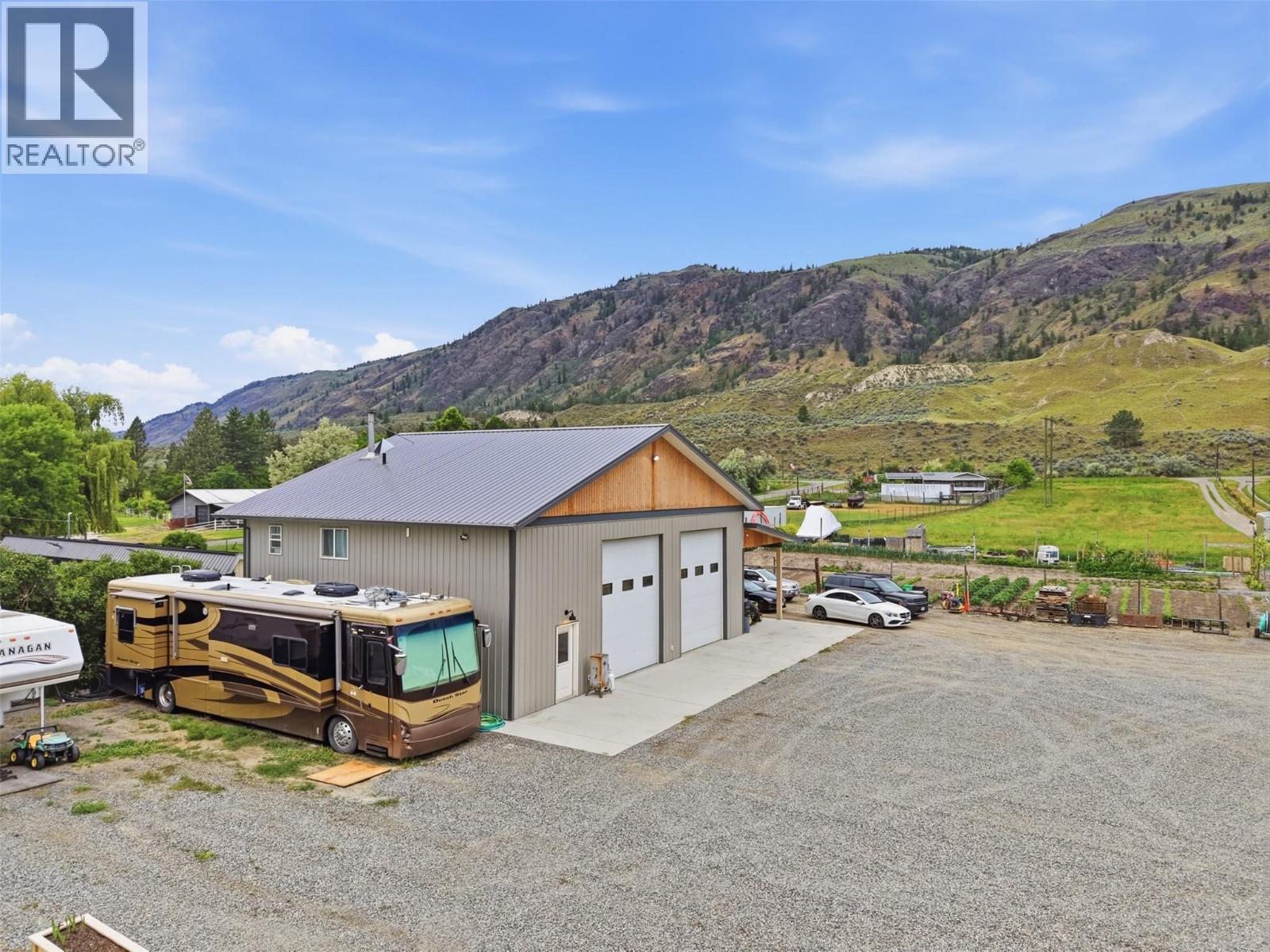 3724 Shuswap Road, Kamloops, British Columbia  V2H 1S6 - Photo 77 - 10391348