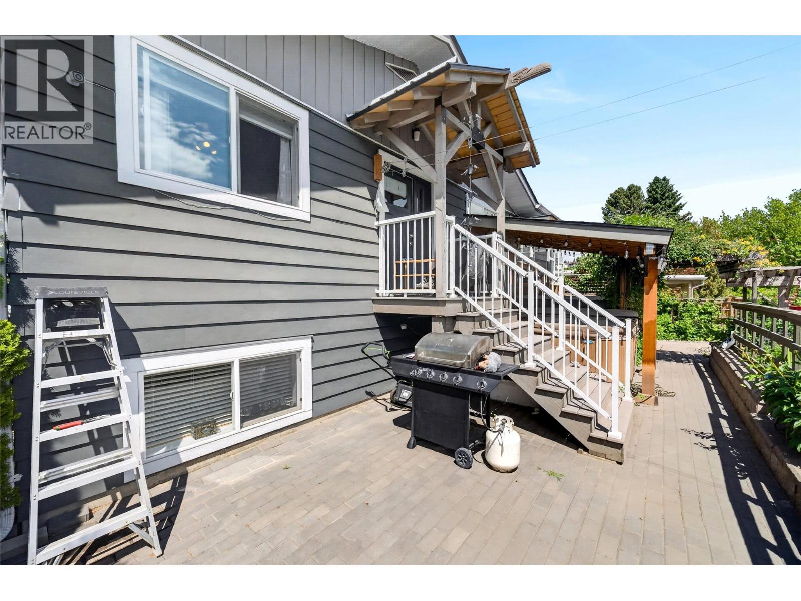 1050 8 Avenue Ne, Salmon Arm, British Columbia  V1E 4A4 - Photo 60 - 10390380
