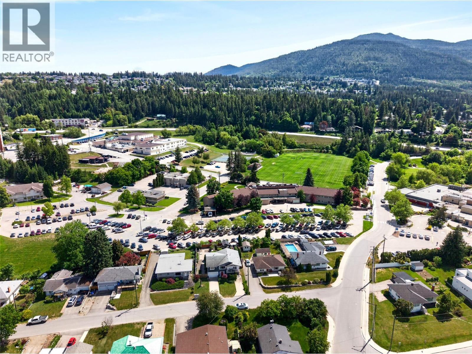 1050 8 Avenue Ne, Salmon Arm, British Columbia  V1E 4A4 - Photo 77 - 10390380