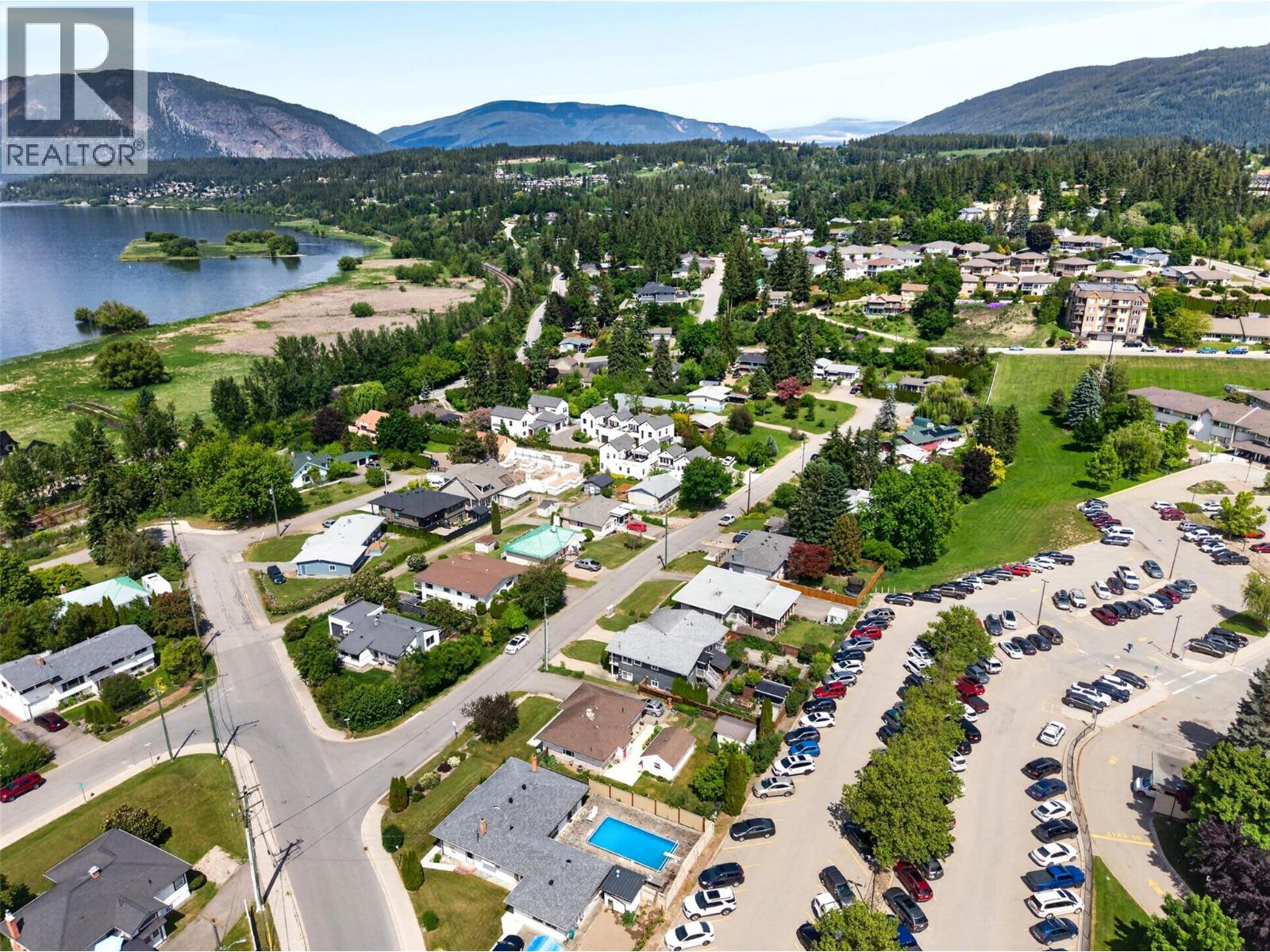 1050 8 Avenue Ne, Salmon Arm, British Columbia  V1E 4A4 - Photo 79 - 10390380