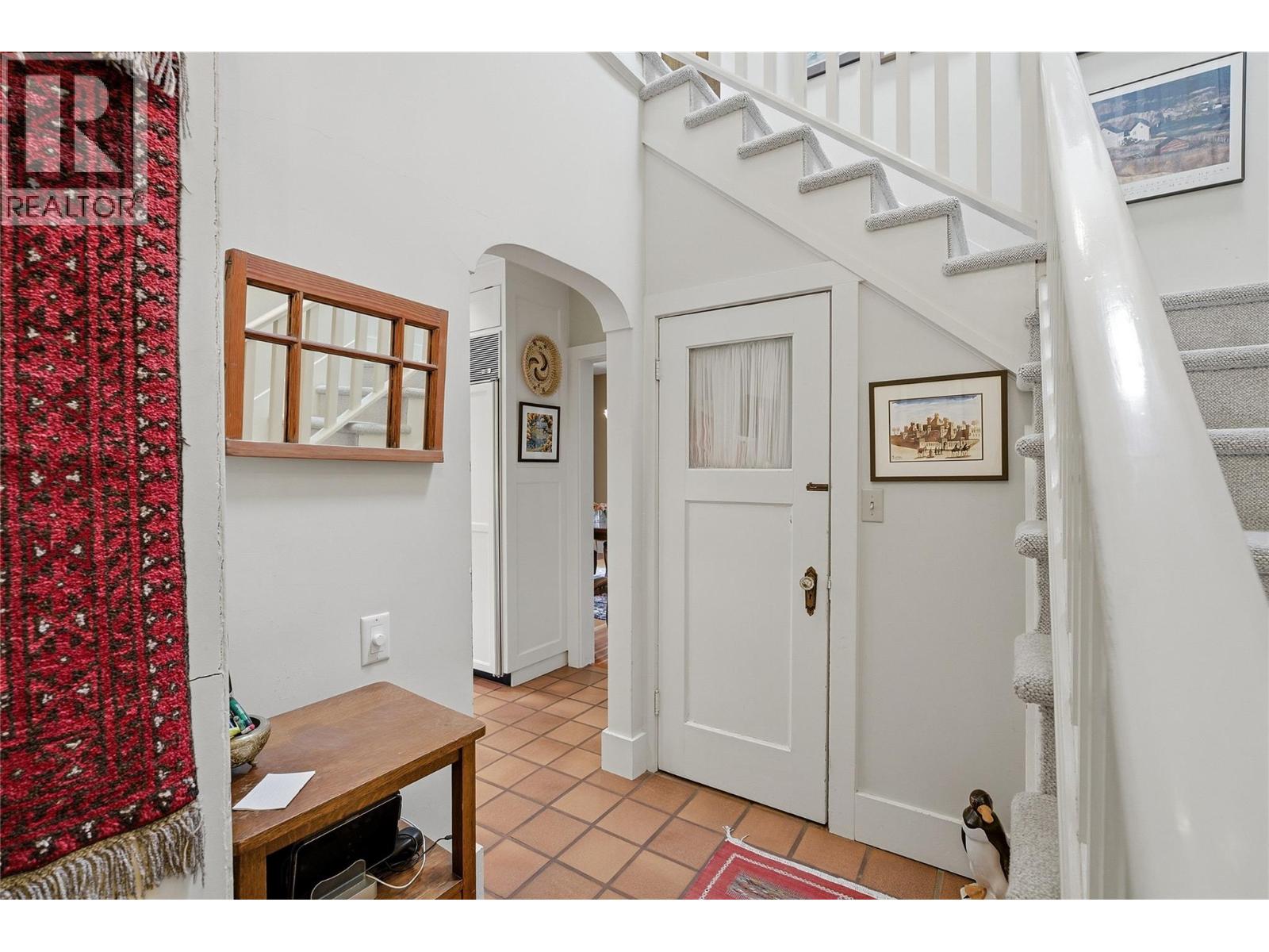 5290 Sumac Street, Oliver, British Columbia  V0H 1T1 - Photo 6 - 10389630