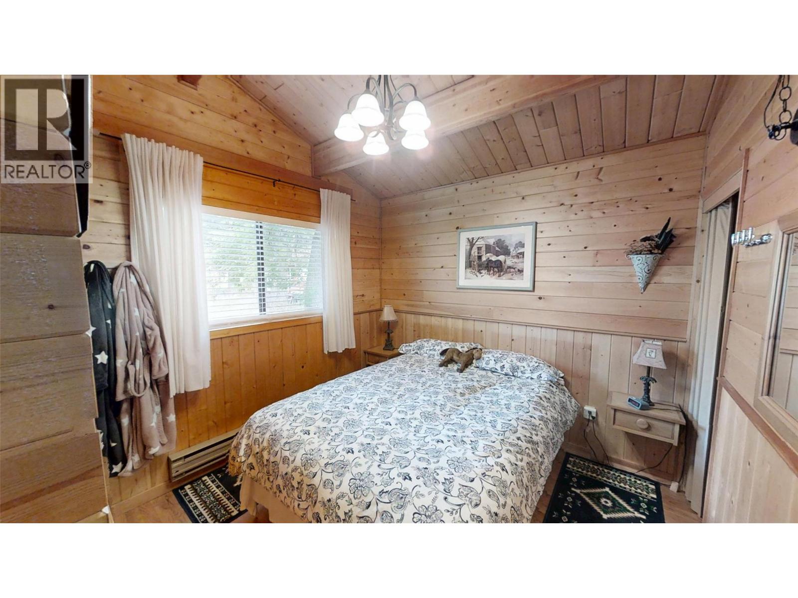 1121 Hilltop Road, Windermere, British Columbia  V0B 2L1 - Photo 23 - 10391273