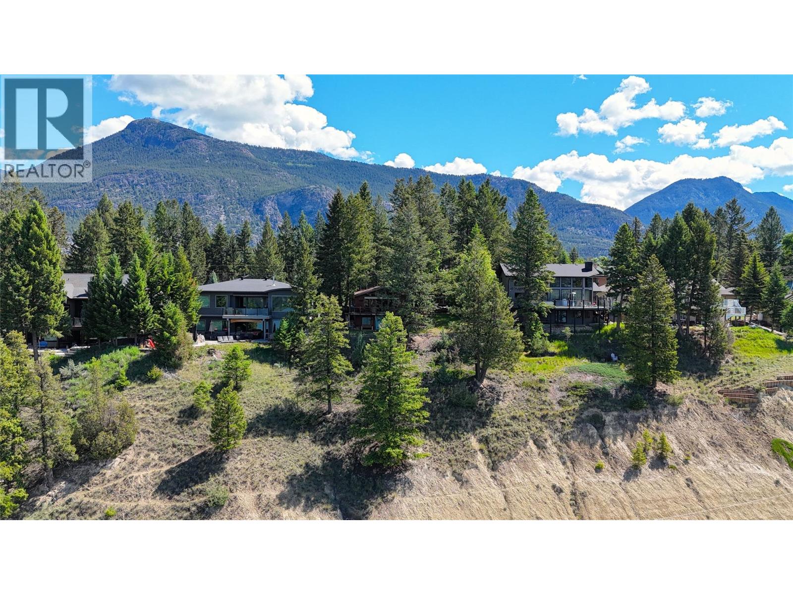 1121 Hilltop Road, Windermere, British Columbia  V0B 2L1 - Photo 6 - 10391273