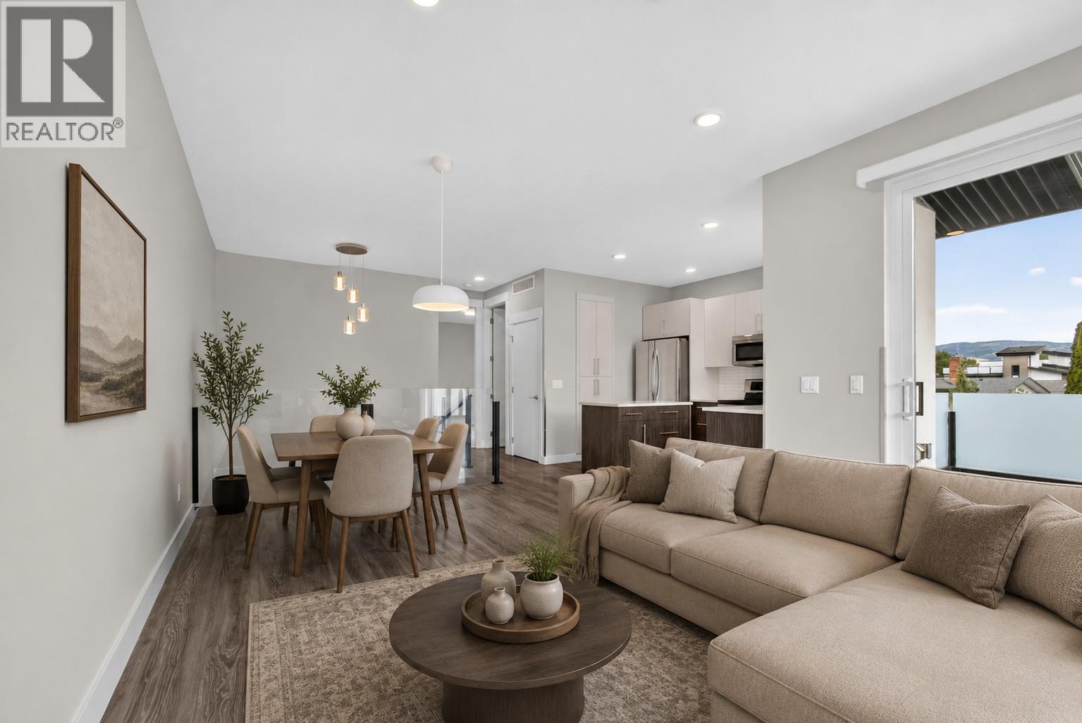 2763 Curts Street, Kelowna, British Columbia  V1Y 2T8 - Photo 2 - 10390403
