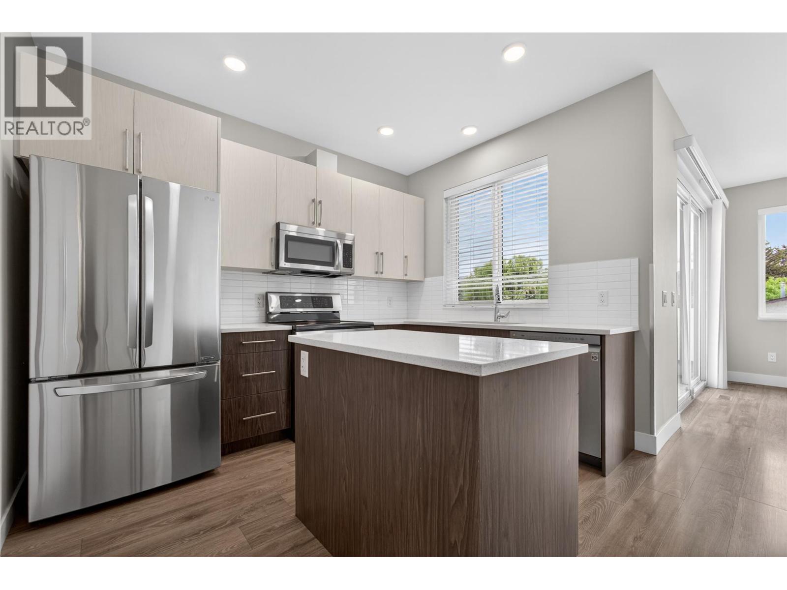 2763 Curts Street, Kelowna, British Columbia  V1Y 2T8 - Photo 4 - 10390403
