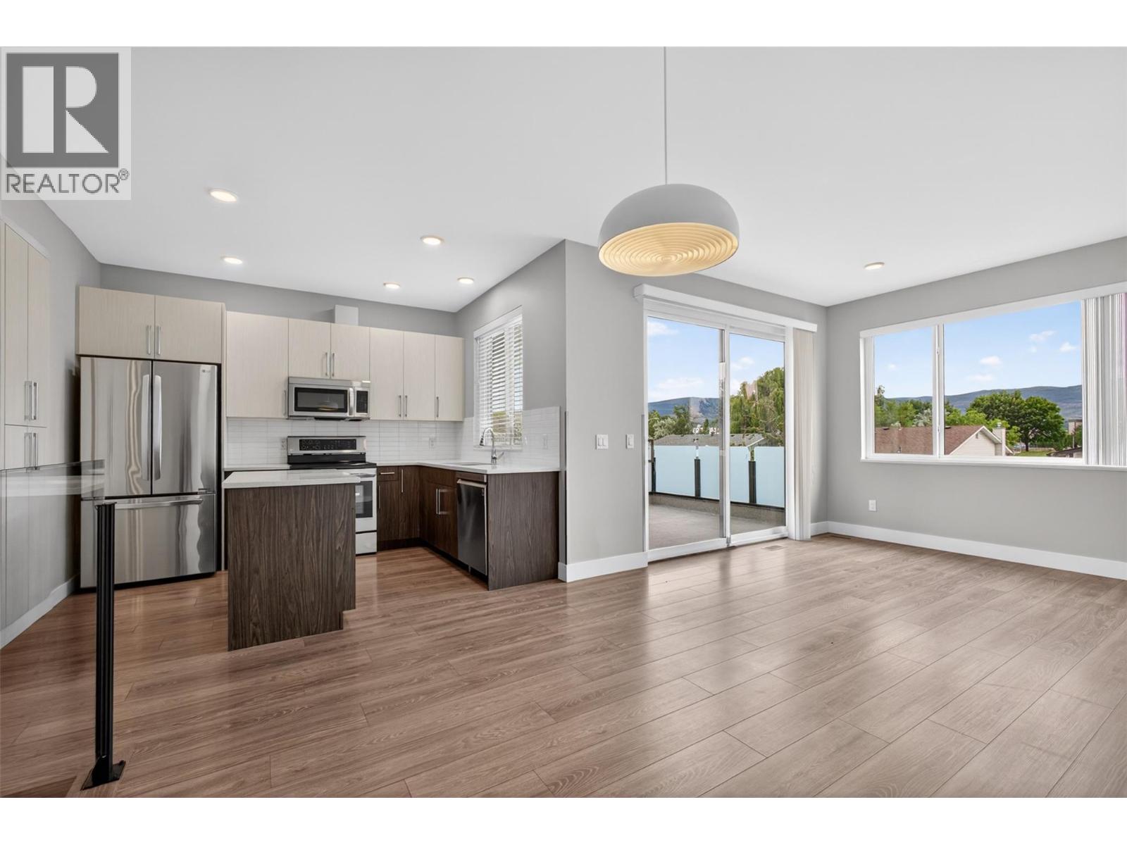 2763 Curts Street, Kelowna, British Columbia  V1Y 2T8 - Photo 6 - 10390403