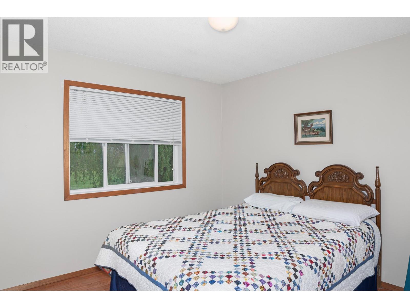 3319 Lloyd Road, Canyon, British Columbia  V0B 1C1 - Photo 16 - 10391268