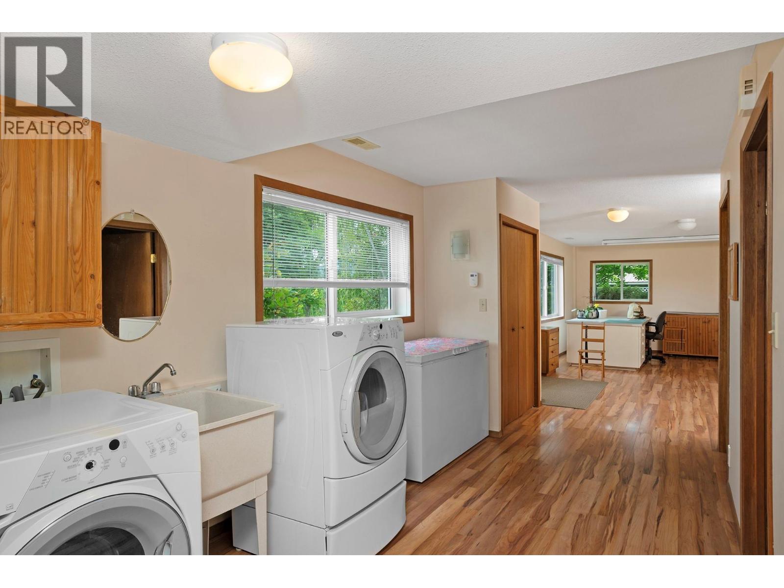 3319 Lloyd Road, Canyon, British Columbia  V0B 1C1 - Photo 30 - 10391268