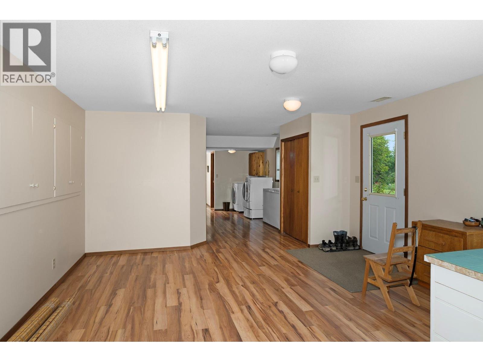 3319 Lloyd Road, Canyon, British Columbia  V0B 1C1 - Photo 34 - 10391268