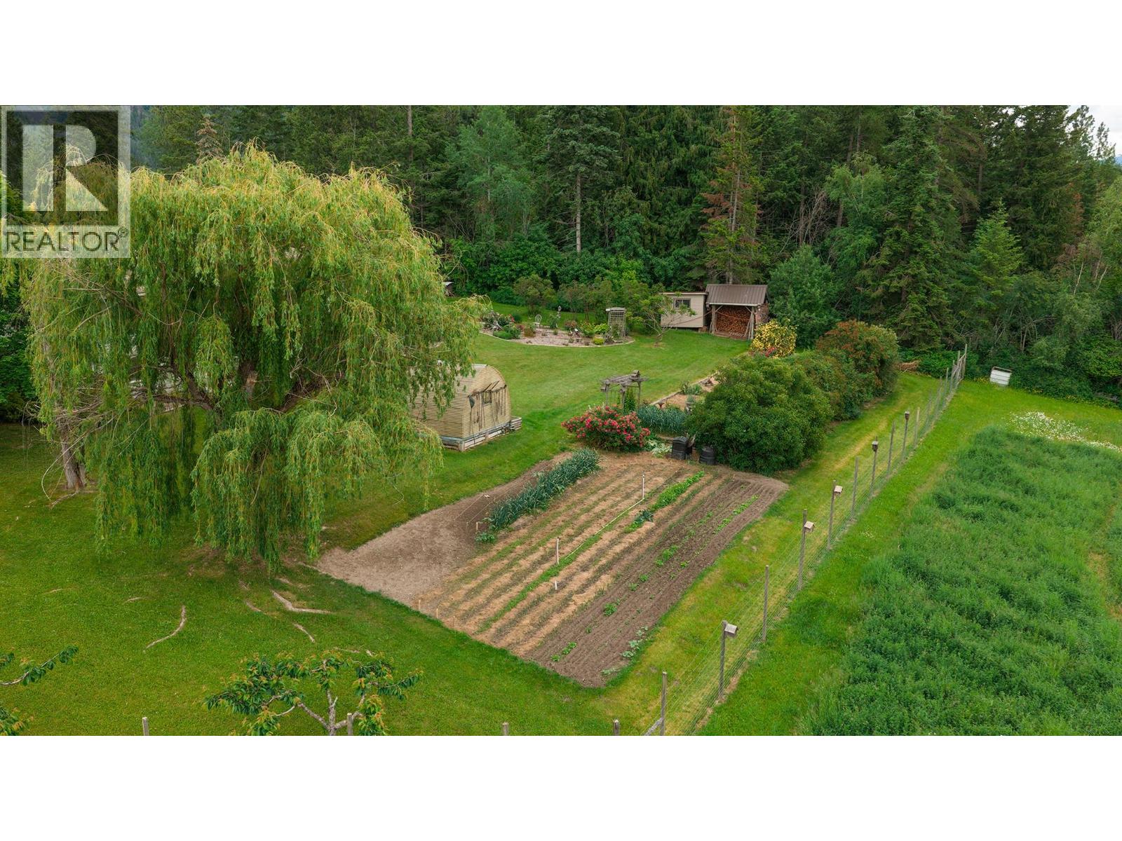 3319 Lloyd Road, Canyon, British Columbia  V0B 1C1 - Photo 54 - 10391268