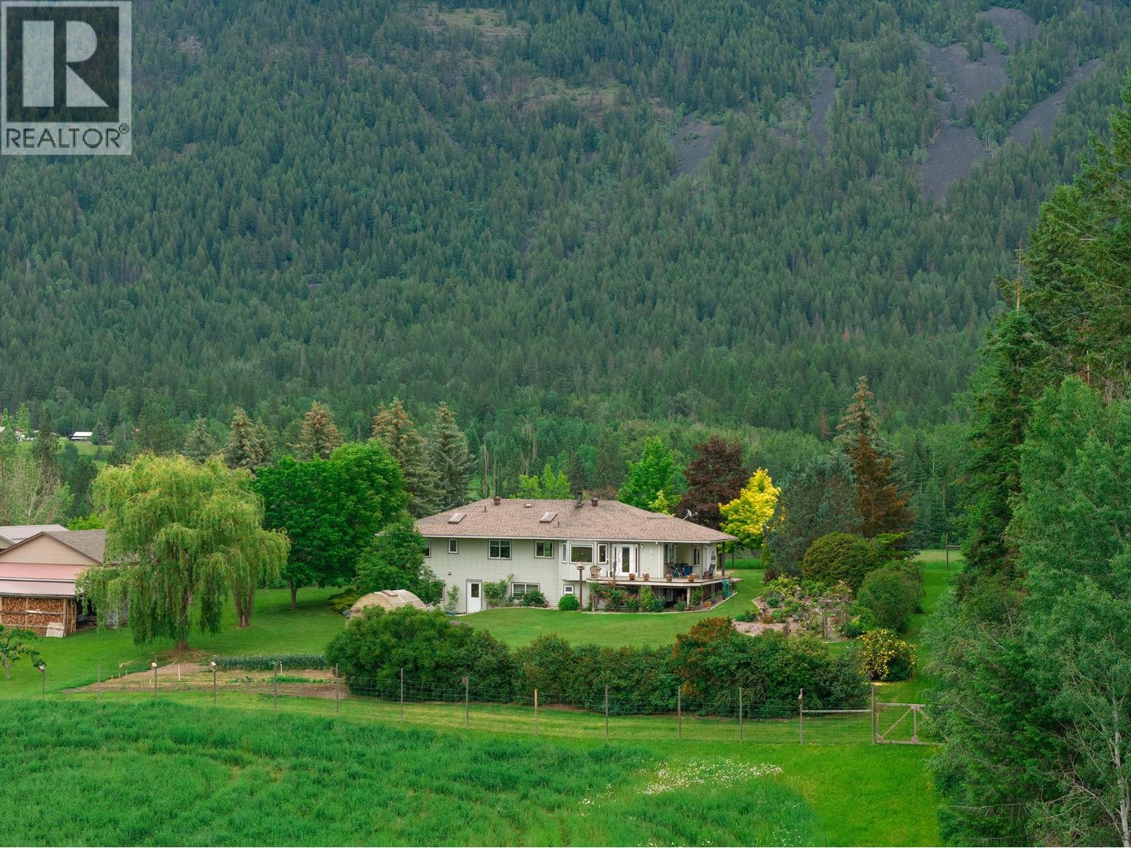 3319 Lloyd Road, Canyon, British Columbia  V0B 1C1 - Photo 56 - 10391268