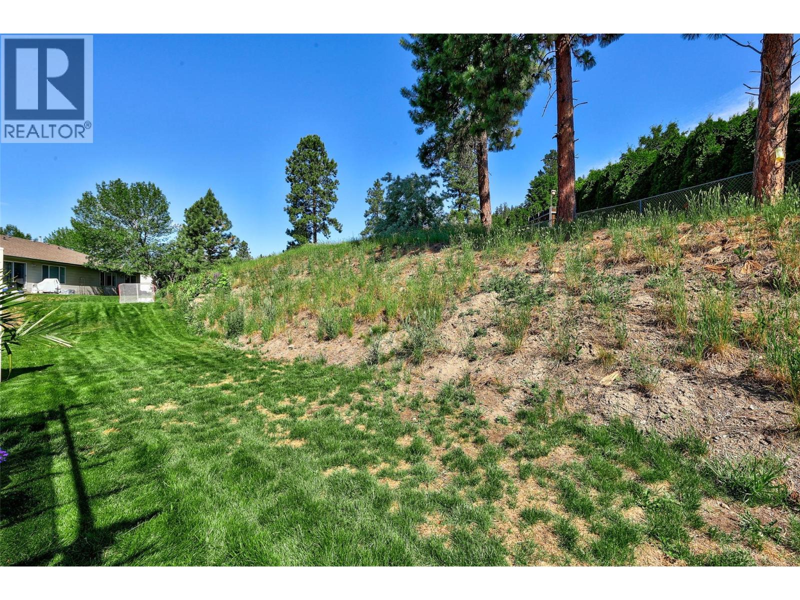 1940 Hillside Drive Unit# 32, Kamloops, British Columbia  V2E 2T3 - Photo 29 - 10391224