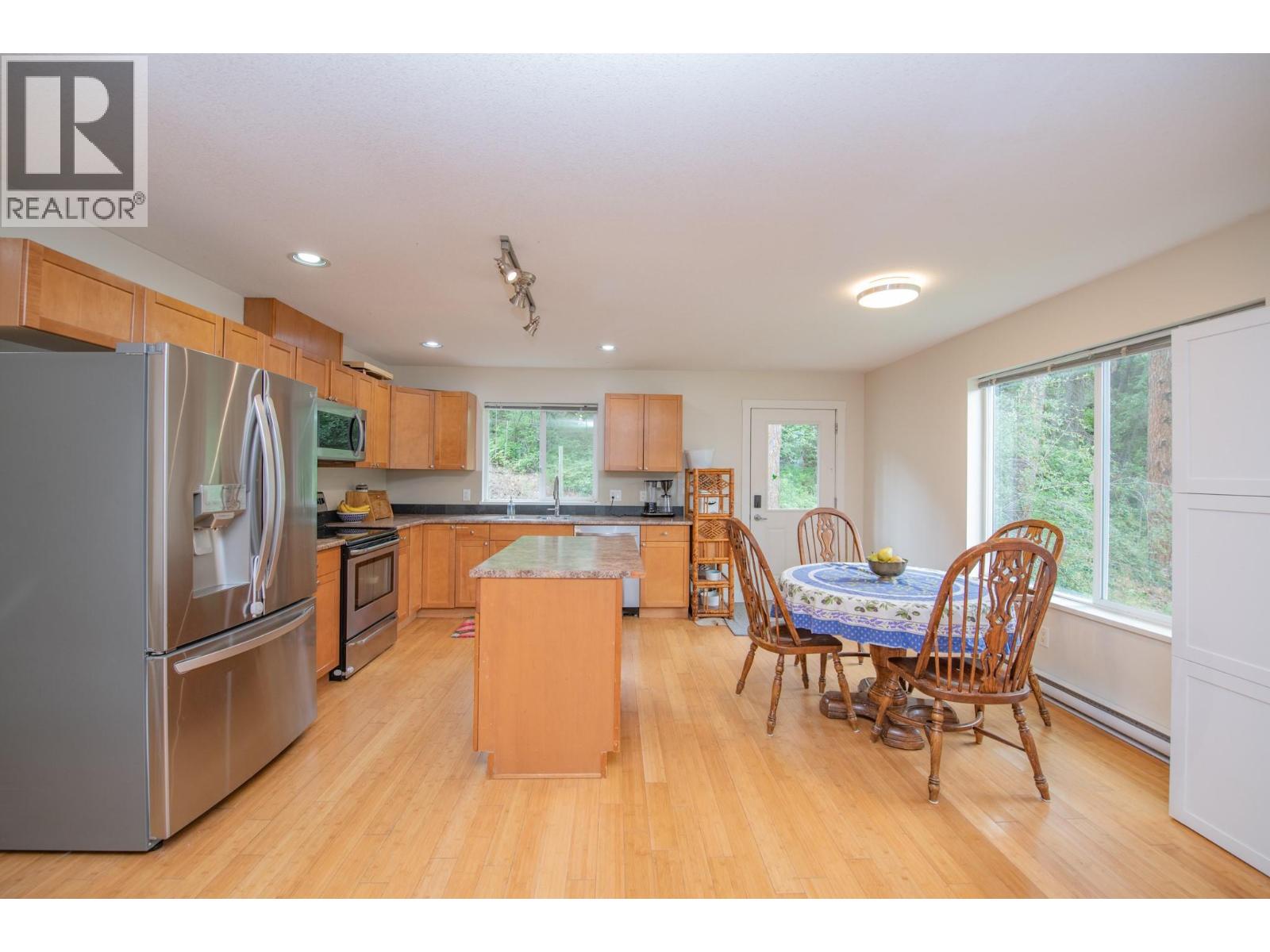 9535 Keithley Road, Vernon, British Columbia  V1H 2E5 - Photo 22 - 10390796