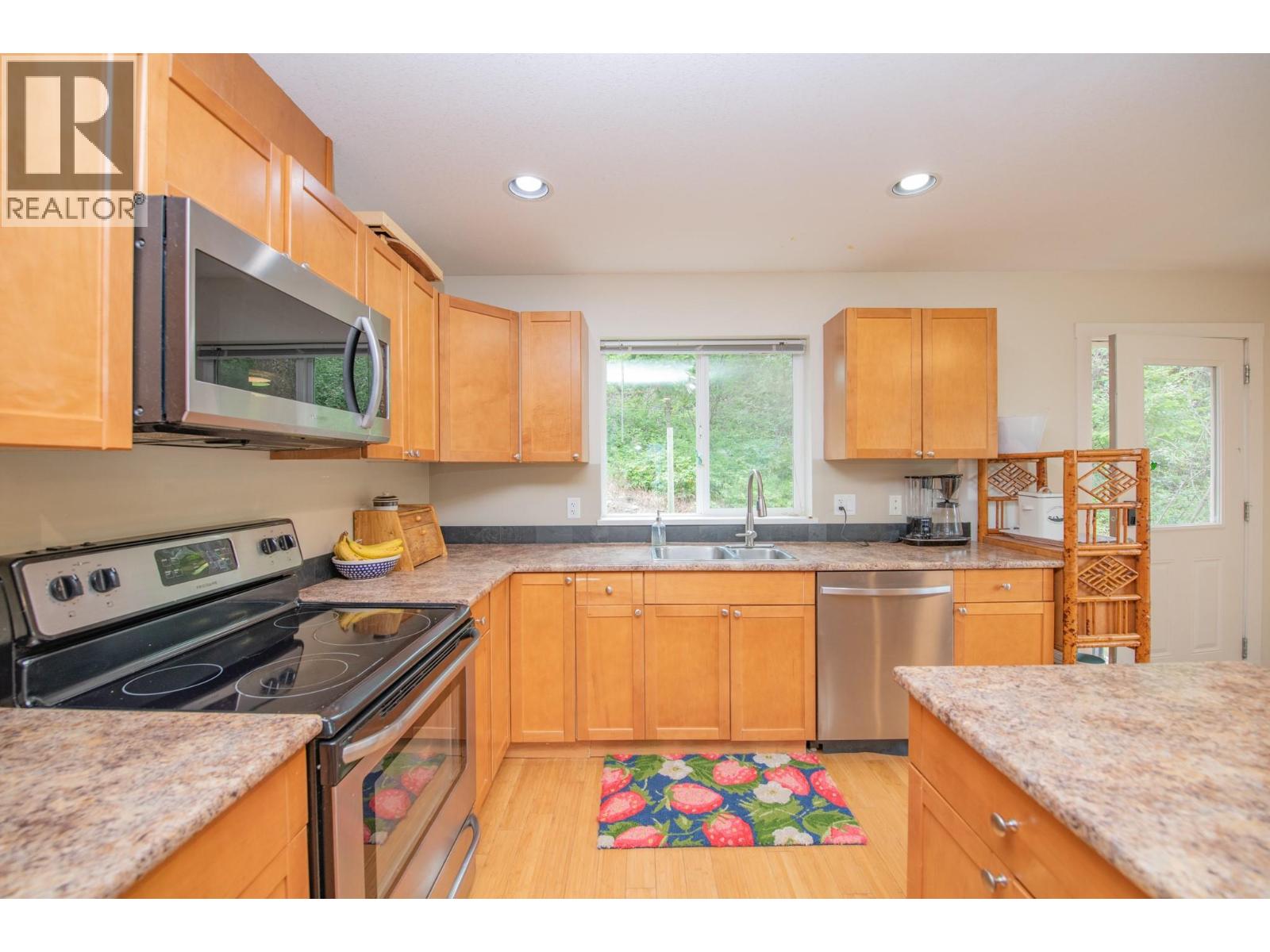 9535 Keithley Road, Vernon, British Columbia  V1H 2E5 - Photo 26 - 10390796