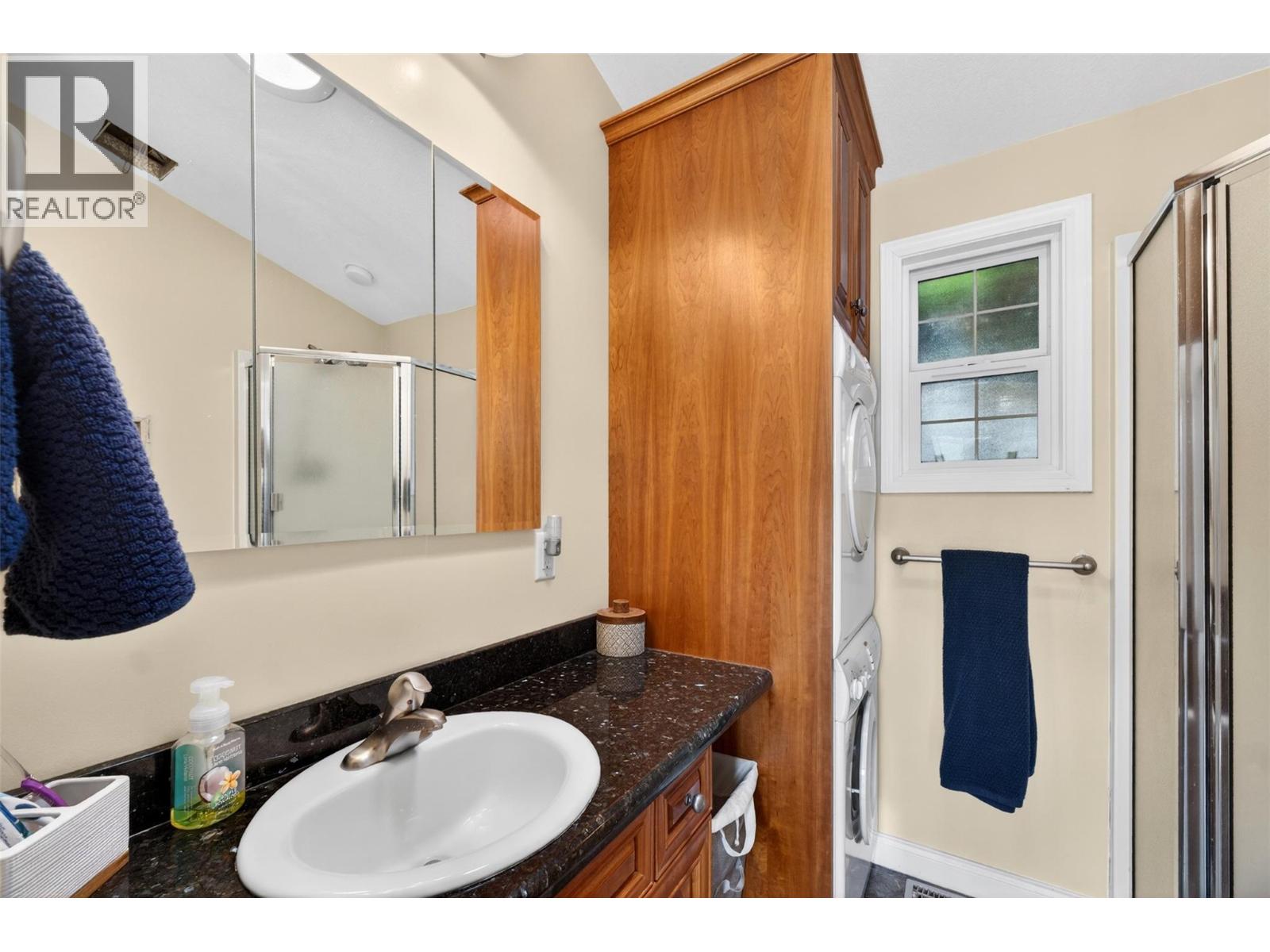 8242 97a Highway Unit# 80, Mara, British Columbia  V0E 2K0 - Photo 34 - 10390546