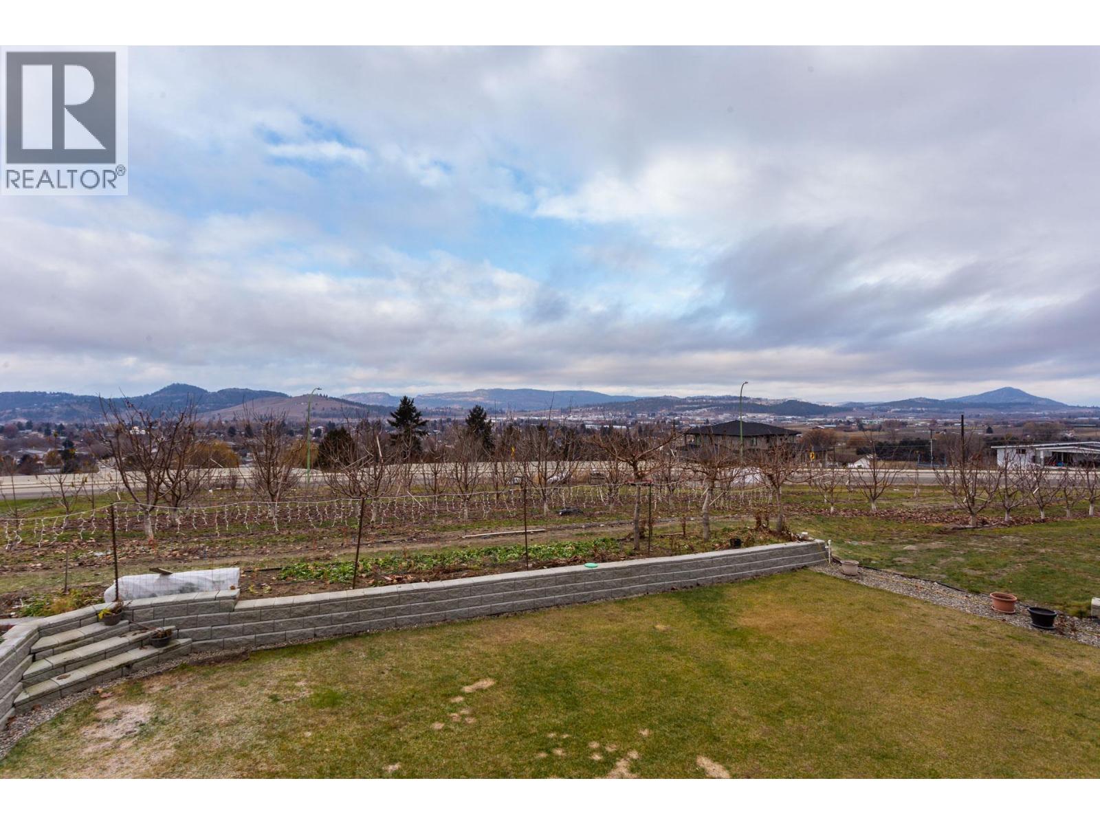 833 Mccurdy Road E, Kelowna, British Columbia  V1X 8G3 - Photo 28 - 10391361