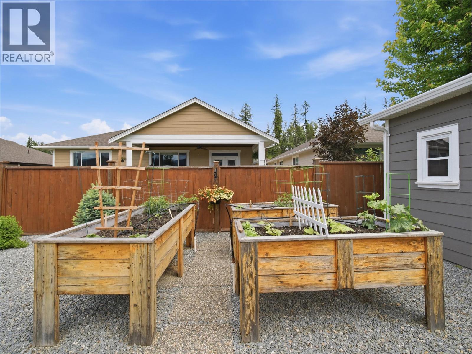 1280 23 Street Se, Salmon Arm, British Columbia  V1E 0C7 - Photo 49 - 10391244