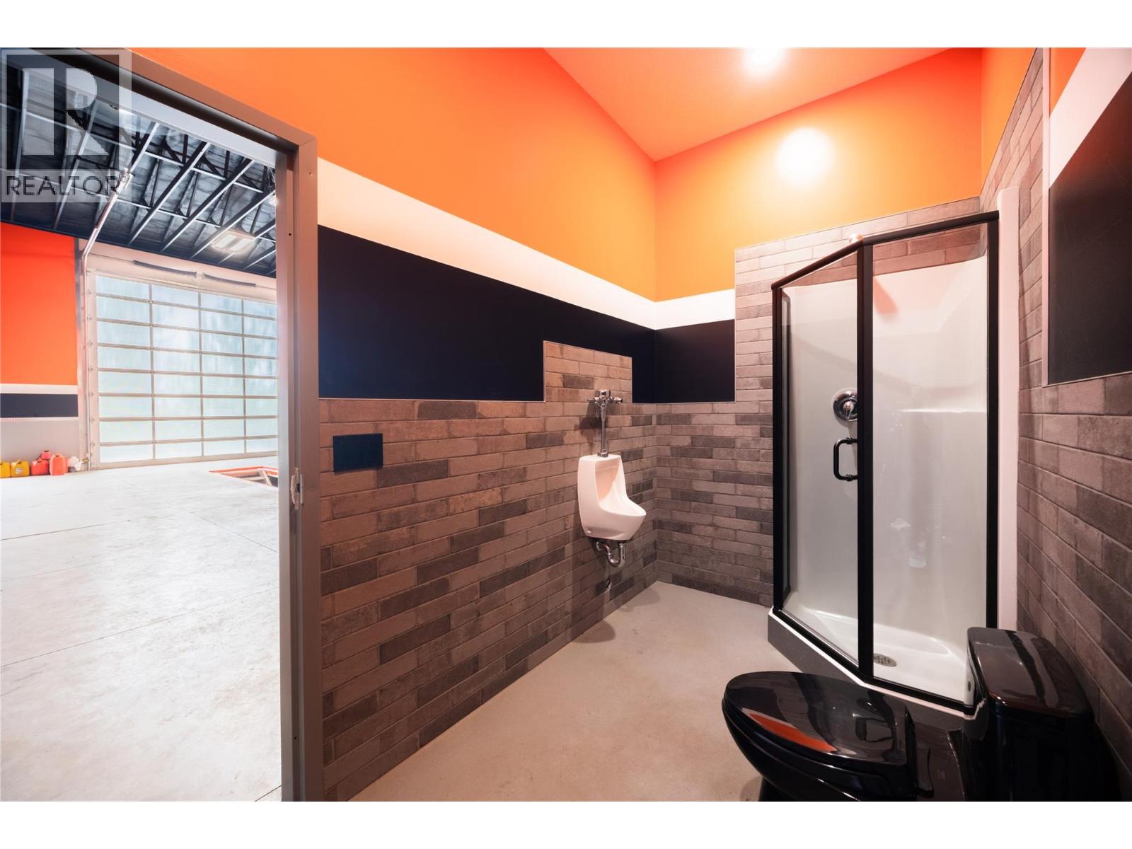 4430 June Springs Road, Kelowna, British Columbia  V1W 4C8 - Photo 68 - 10390446