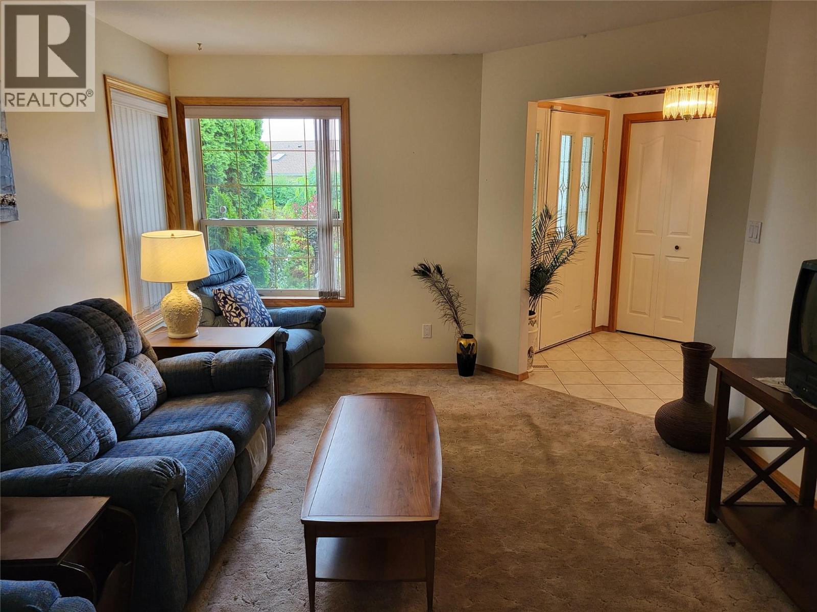 6184 Saint Martin Place, Oliver, British Columbia  V0H 1T0 - Photo 2 - 10391370