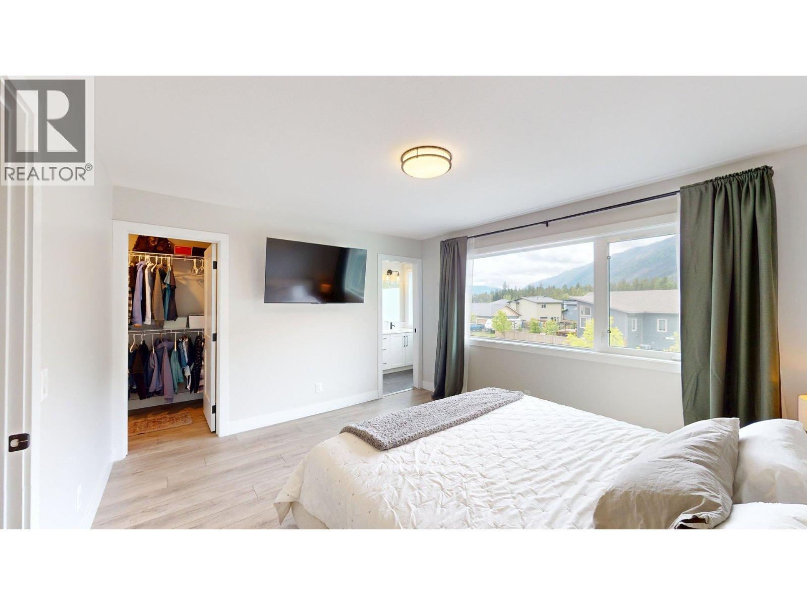 1307 Cherrywood Boulevard, Sparwood, British Columbia  V0B 2G2 - Photo 31 - 10390872