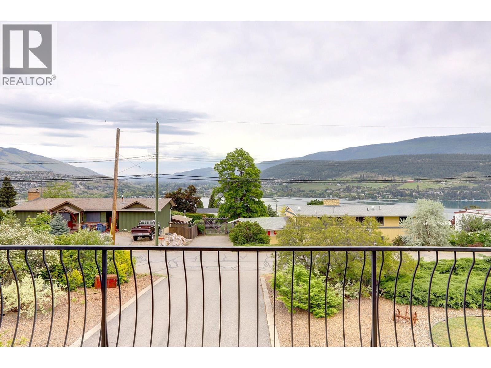 8308 Kalview Drive, Coldstream, British Columbia  V1B 1W7 - Photo 28 - 10391356