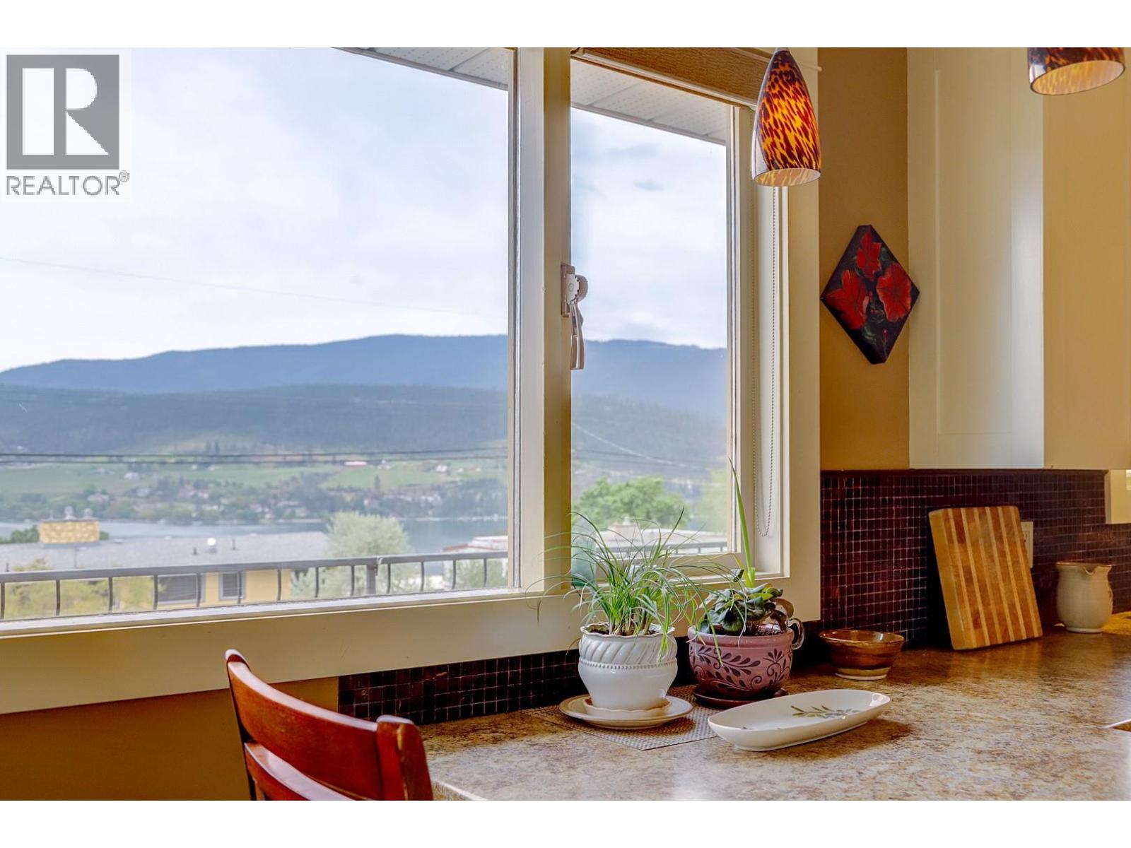 8308 Kalview Drive, Coldstream, British Columbia  V1B 1W7 - Photo 63 - 10391356