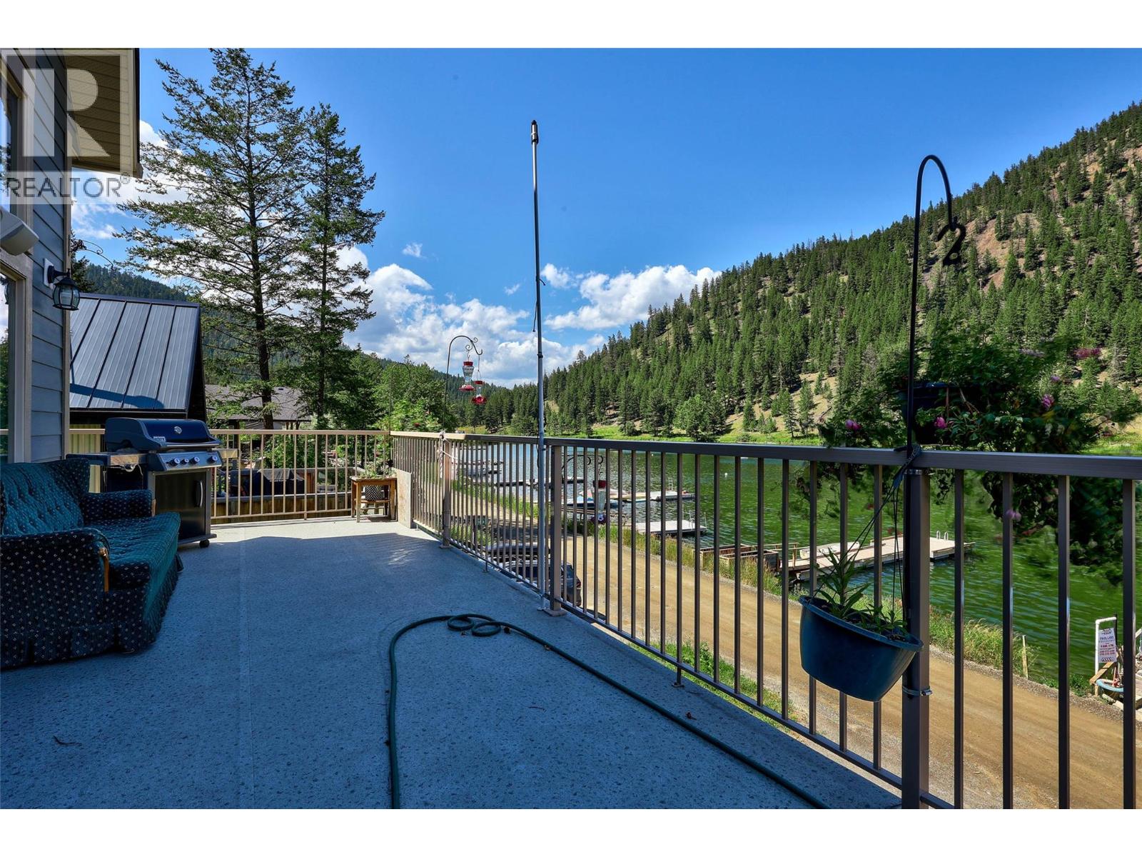 1848 Paul Lake Road, Kamloops, British Columbia  V2H 1N8 - Photo 12 - 10390632