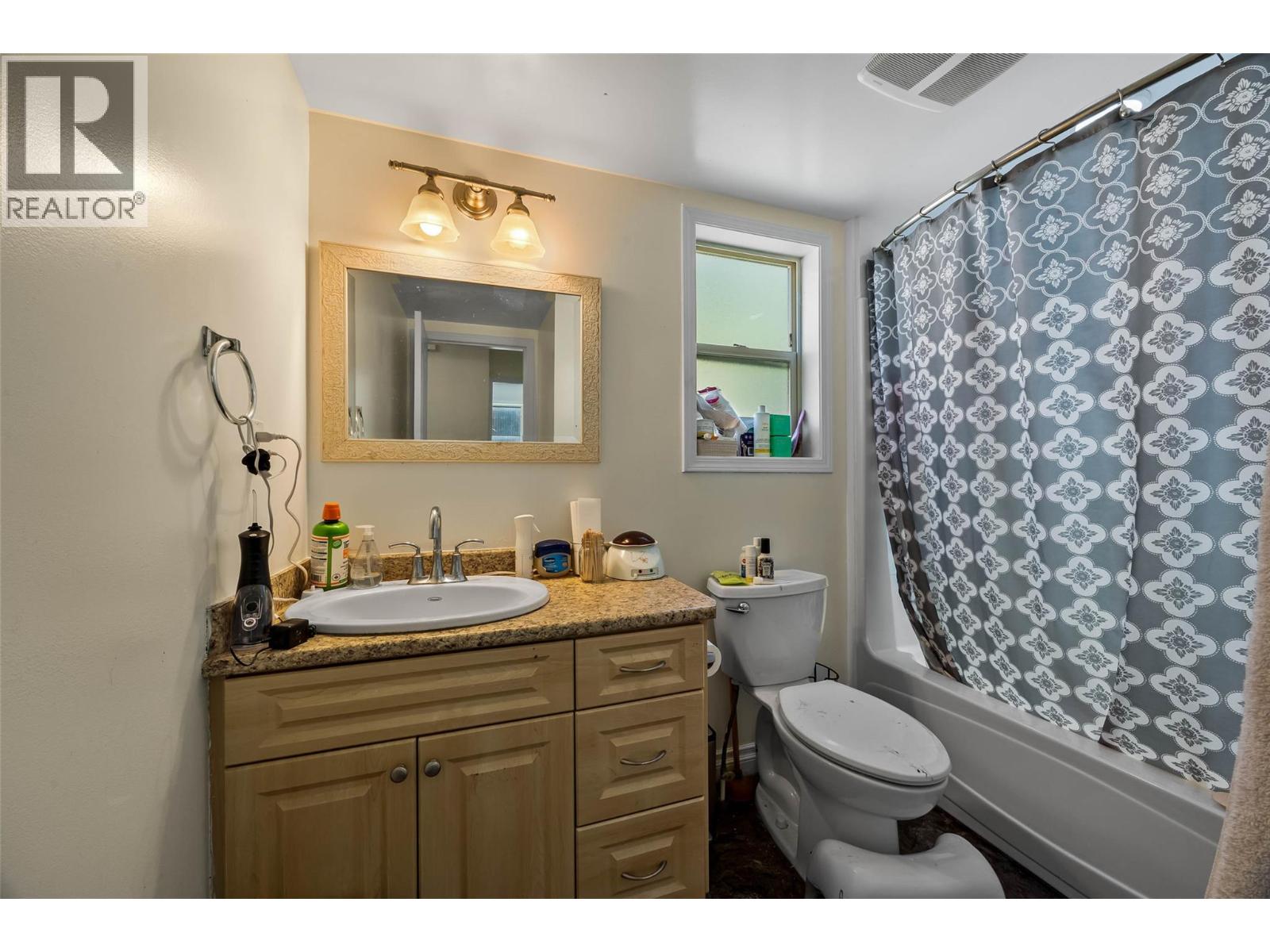 1848 Paul Lake Road, Kamloops, British Columbia  V2H 1N8 - Photo 22 - 10390632