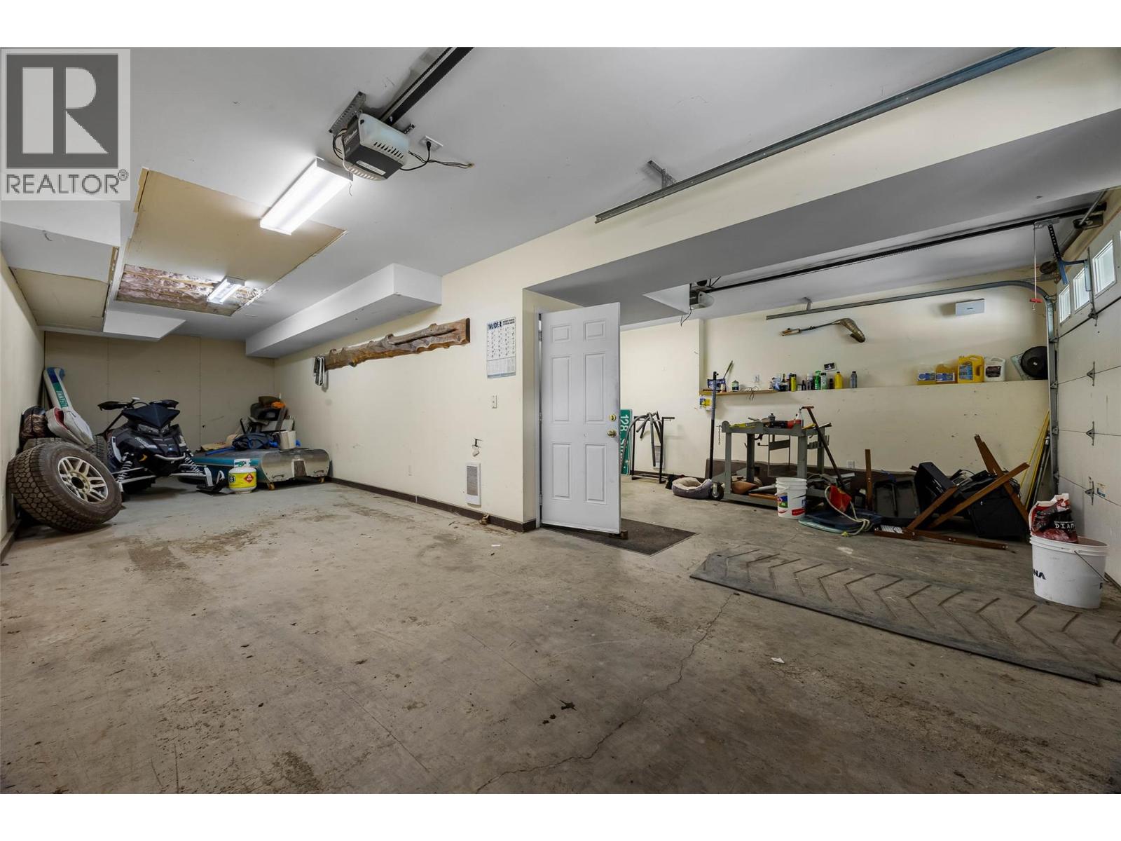 1848 Paul Lake Road, Kamloops, British Columbia  V2H 1N8 - Photo 24 - 10390632