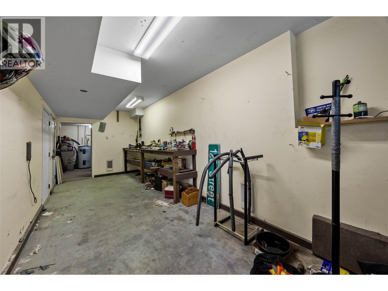 1848 Paul Lake Road, Kamloops, British Columbia  V2H 1N8 - Photo 27 - 10390632