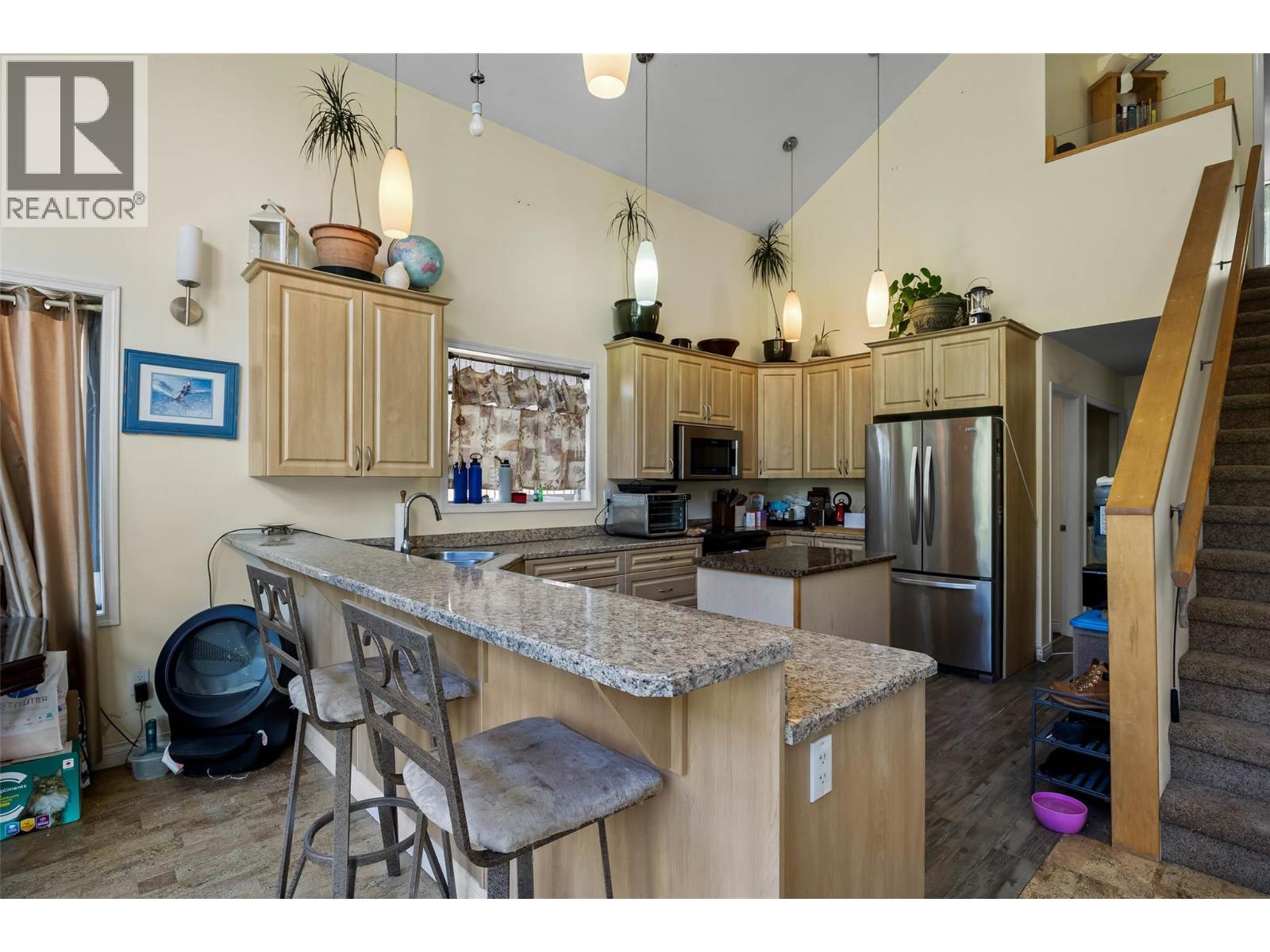 1848 Paul Lake Road, Kamloops, British Columbia  V2H 1N8 - Photo 5 - 10390632