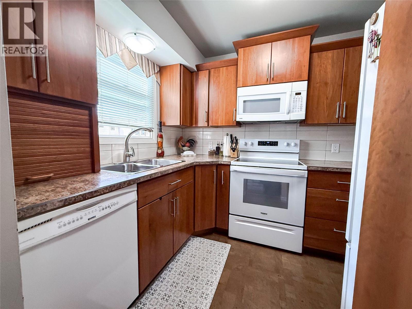 1213 Primrose Street, Trail, British Columbia  V1R 4M8 - Photo 15 - 10391259