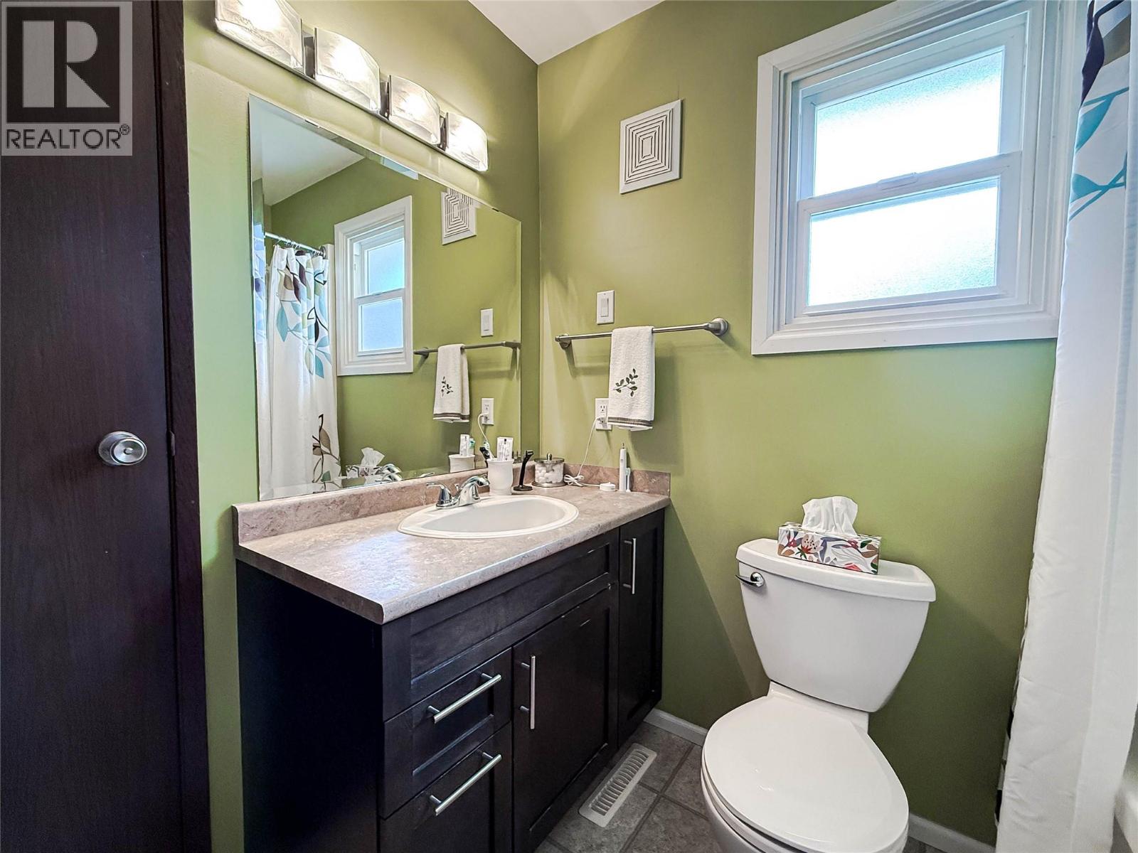 1213 Primrose Street, Trail, British Columbia  V1R 4M8 - Photo 23 - 10391259
