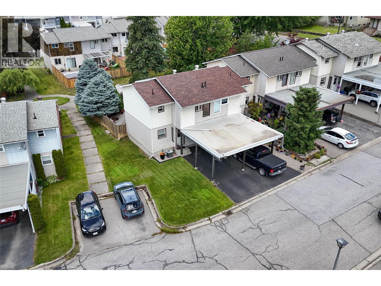 1213 Primrose Street, Trail, British Columbia  V1R 4M8 - Photo 4 - 10391259