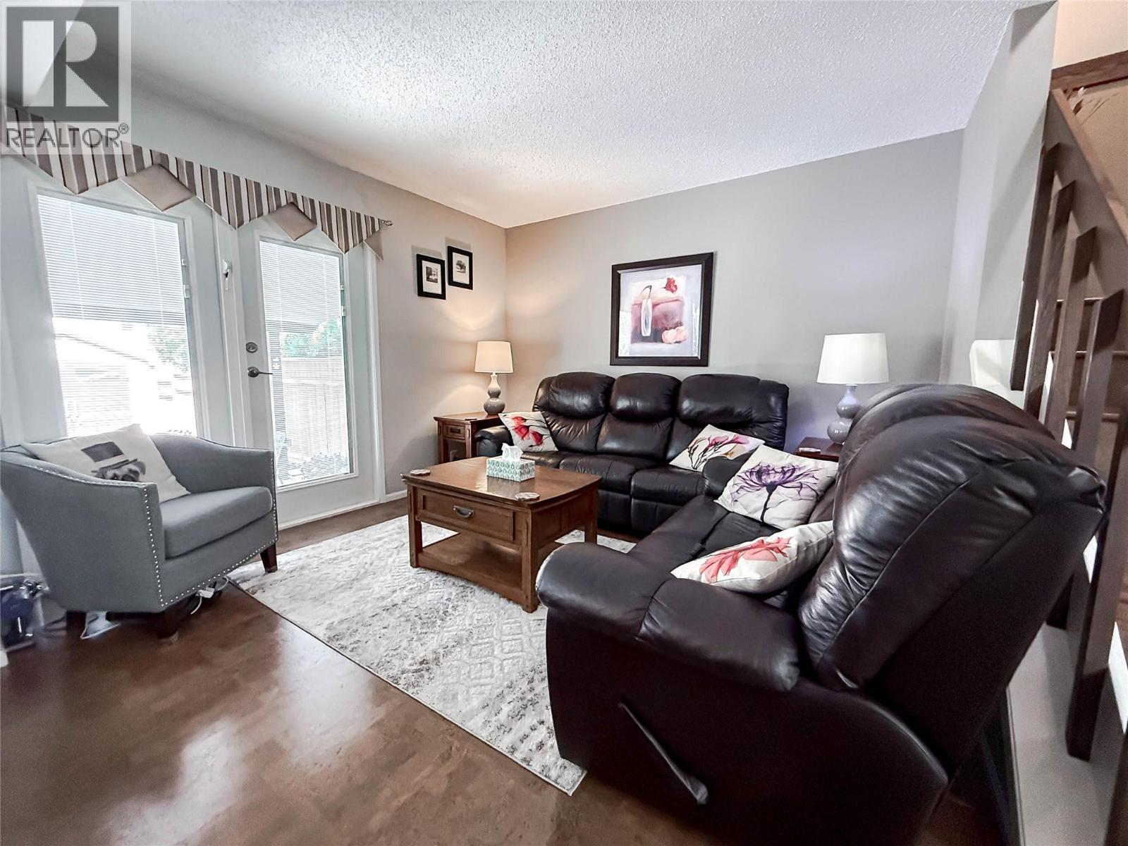 1213 Primrose Street, Trail, British Columbia  V1R 4M8 - Photo 9 - 10391259