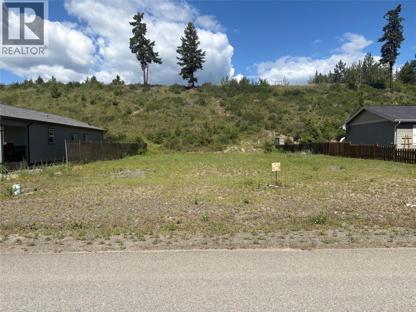 441 SISKA Drive, barriere, British Columbia