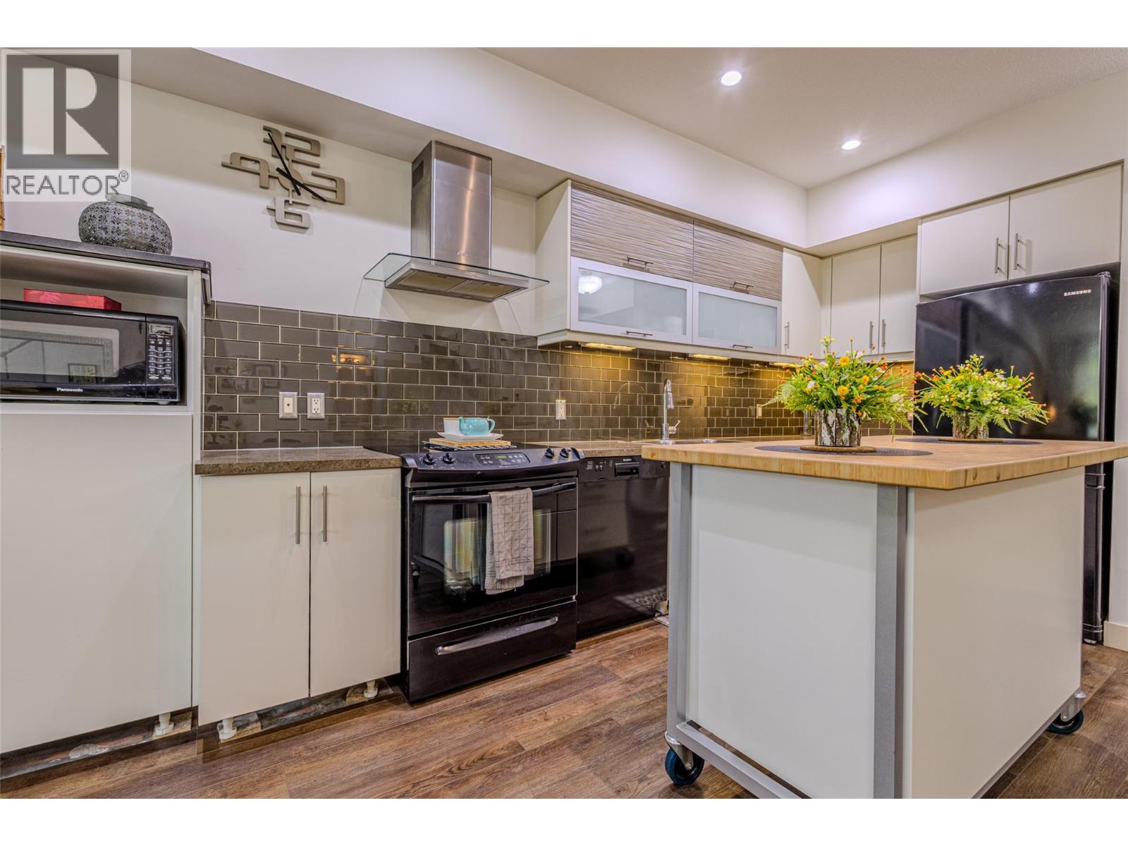 700 Martin Avenue Unit# 106, Kelowna, British Columbia  V1Y 6V3 - Photo 10 - 10391382