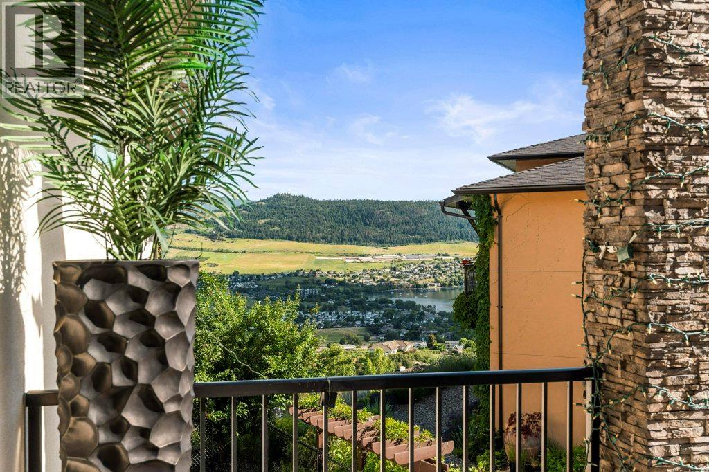 7716 Okanagan Hills Boulevard Unit# 1, Vernon, British Columbia  V1H 1Z9 - Photo 8 - 10390533