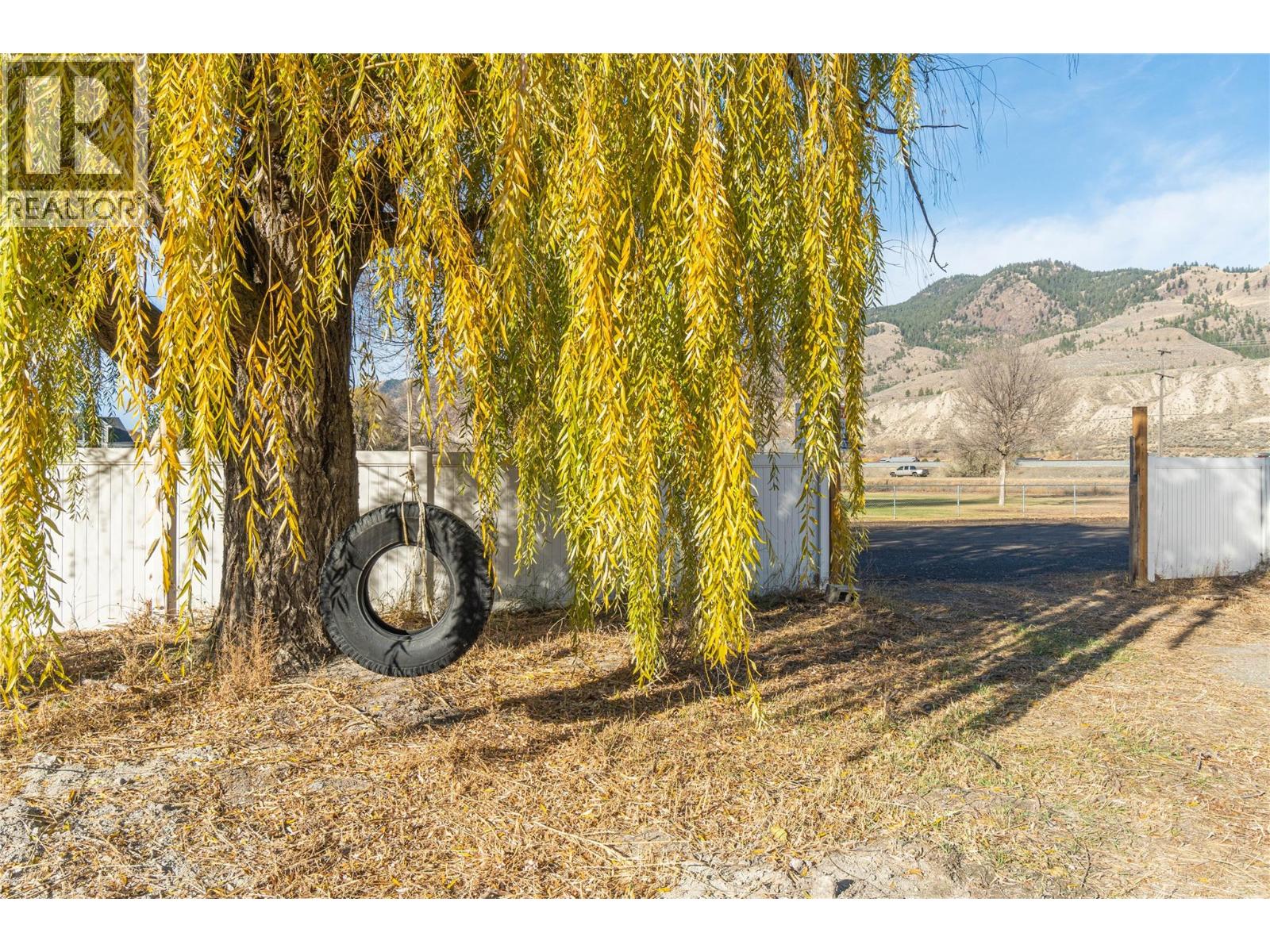 5764 Todd Hill Crescent, Kamloops, British Columbia  V2C 4X8 - Photo 15 - 10391342